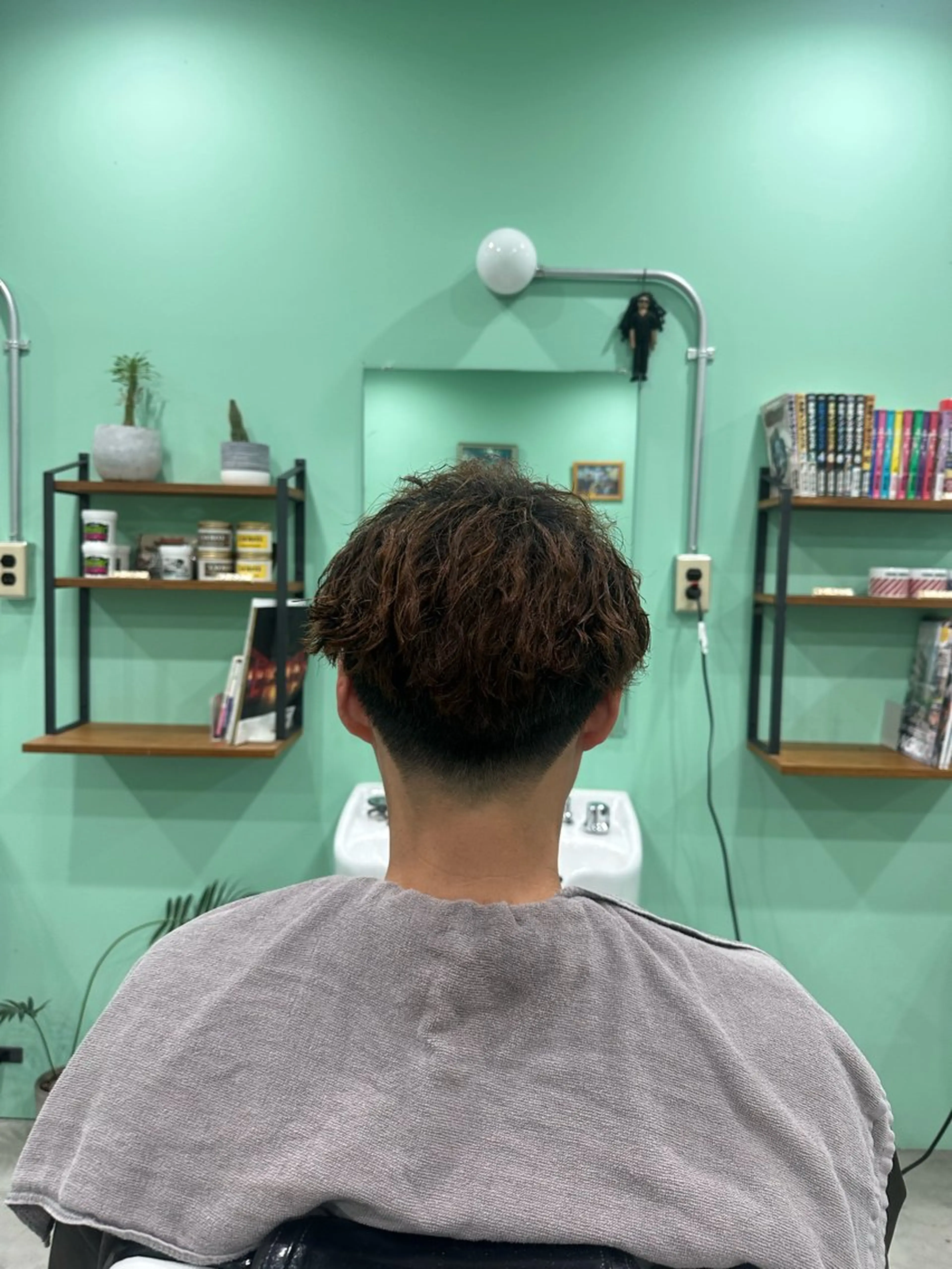 ミディアム 若園 光のヘアスタイル