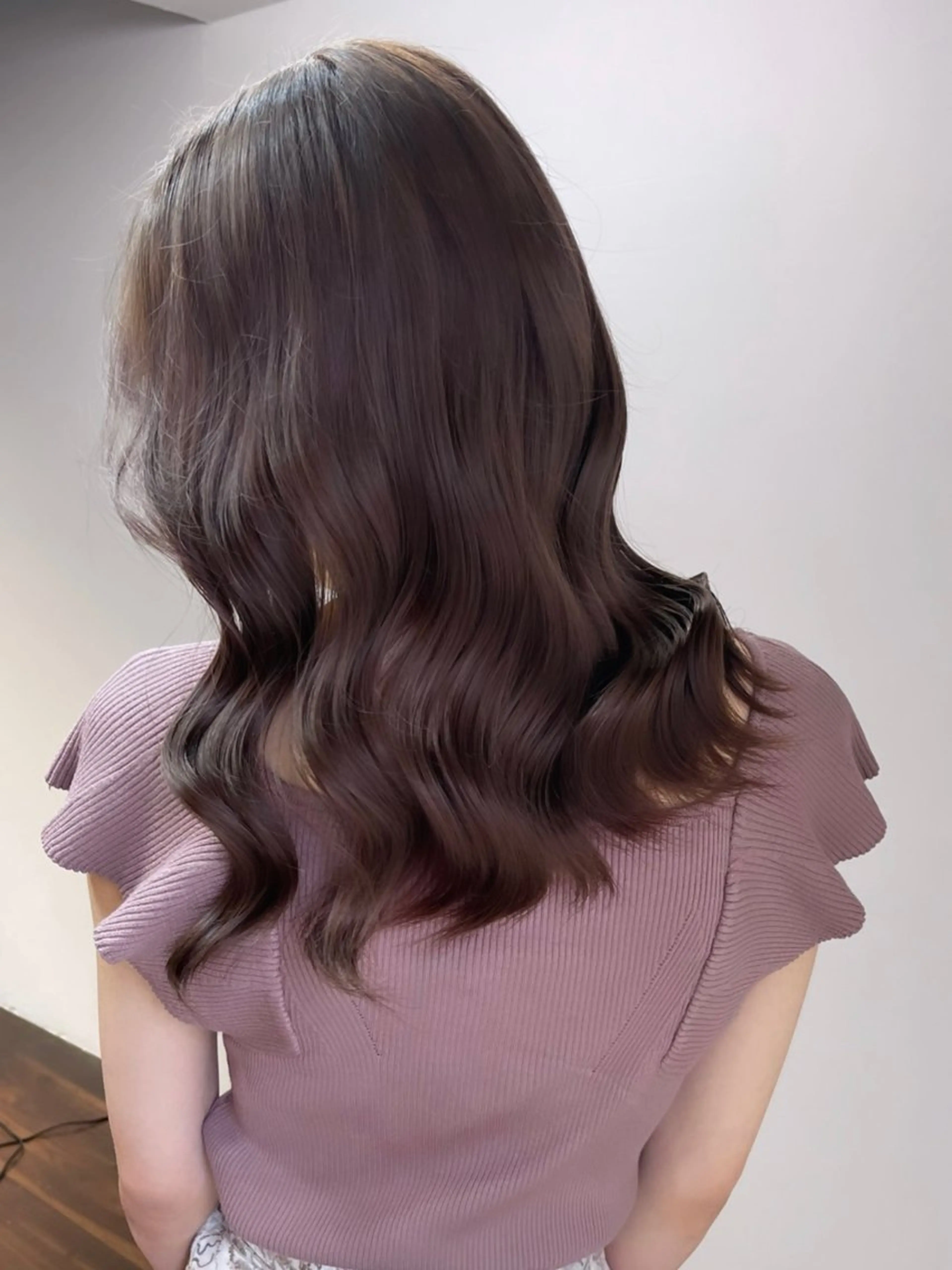 ロング カラー ヘアアレンジ ブリーチ ケアブリーチ ダブルカラー イヤリングカラー ハイトーンカラー カット ヘアカラー トリートメント 髪質改善/レイヤー 縮毛矯正/ケラチン耀のヘアスタイル