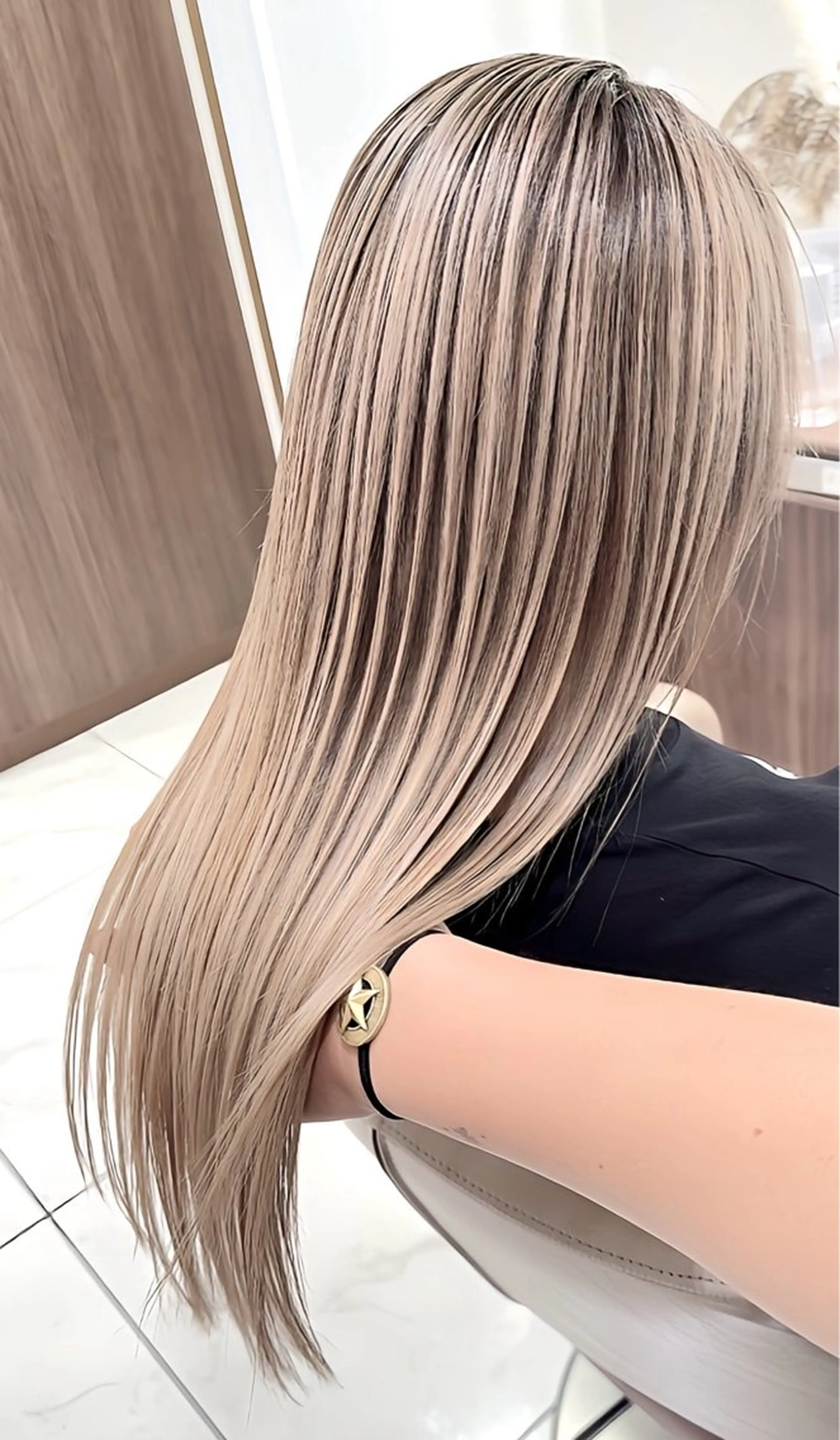 ロング カラー バレイヤージュ 髪質改善 レイヤーカット カット ヘアカラー トリートメント 山崎俊輔/髪質改善 /バレイヤージュのヘアスタイル