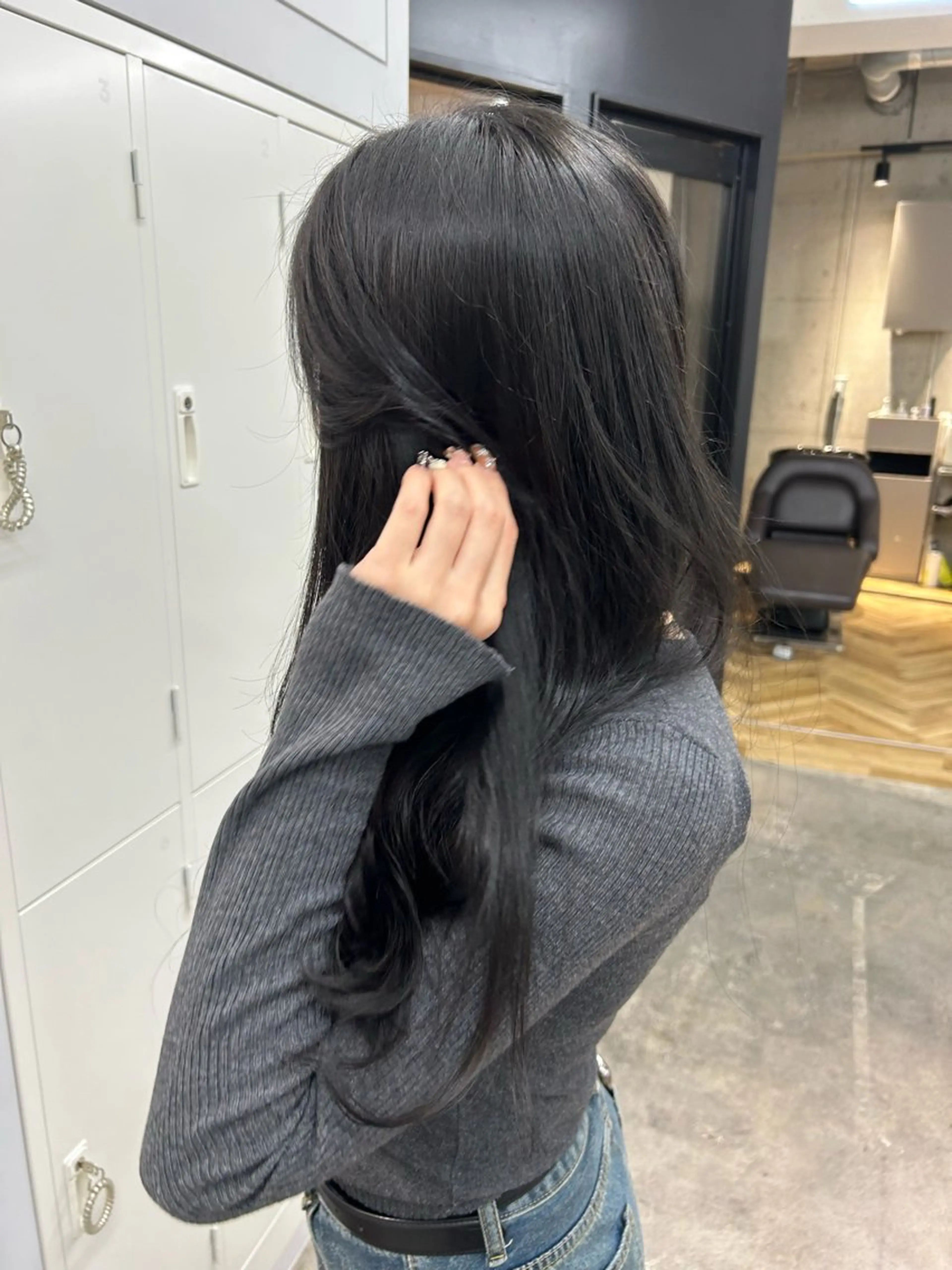 ロング ヘアカラー トリートメント ハルカ 透明感カラー 美髪縮毛矯正🥣のヘアスタイル