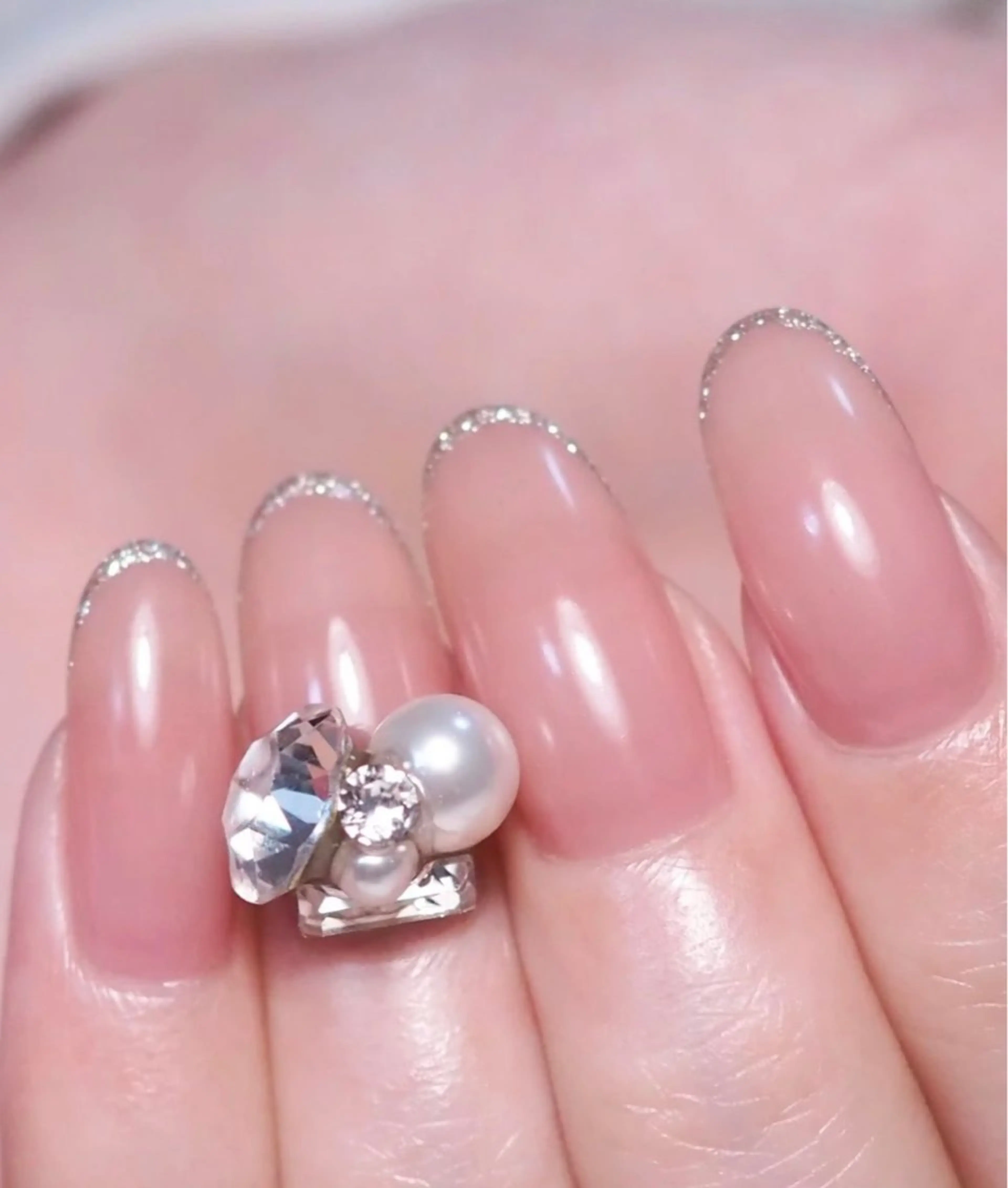 ネイル チークネイル 長さ出し フレンチネイル ガラスフレンチ キラキラネイル She   Nail所属・ISA_ BELLAのネイルデザイン