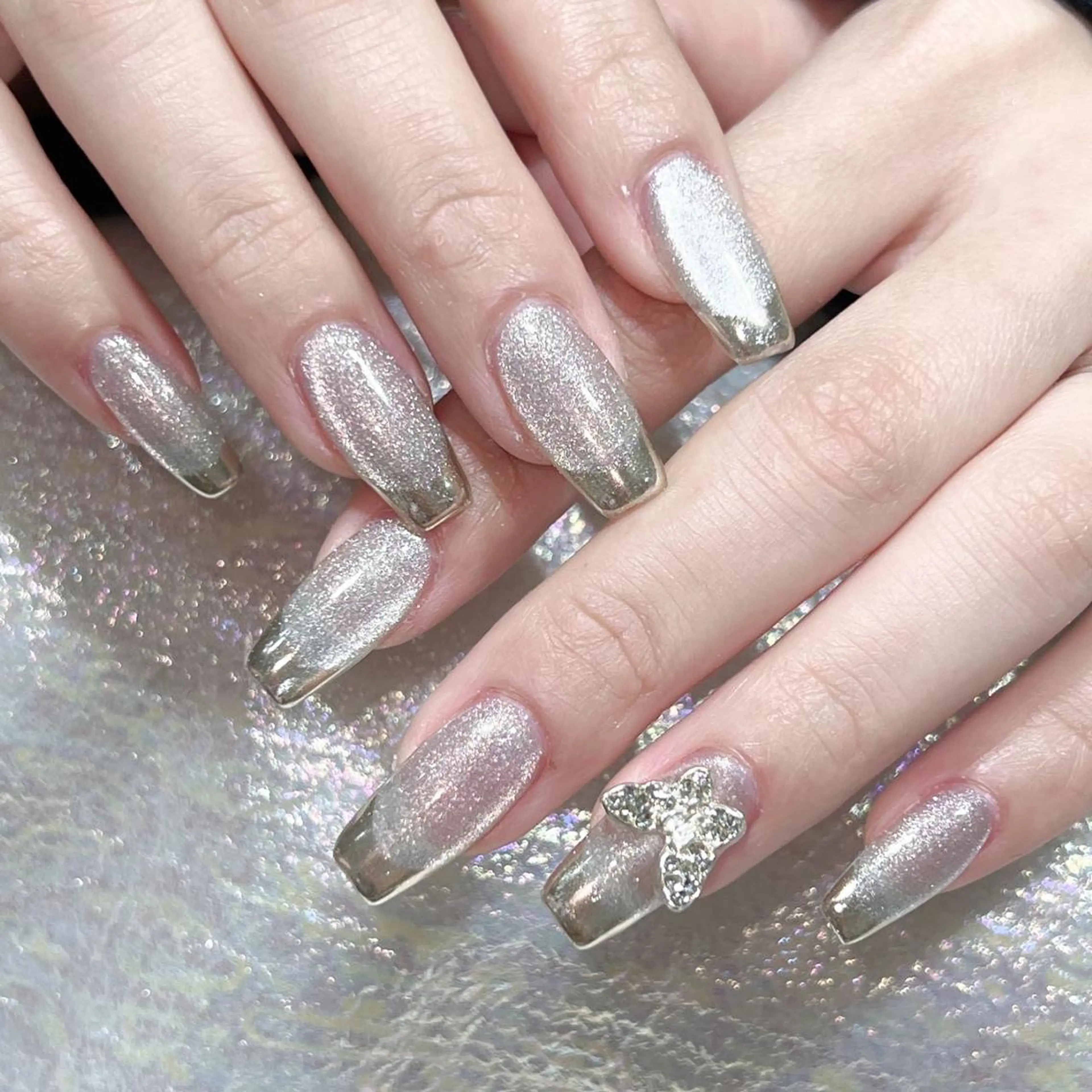 ネイル ハンドネイル Queens みなみのネイルデザイン