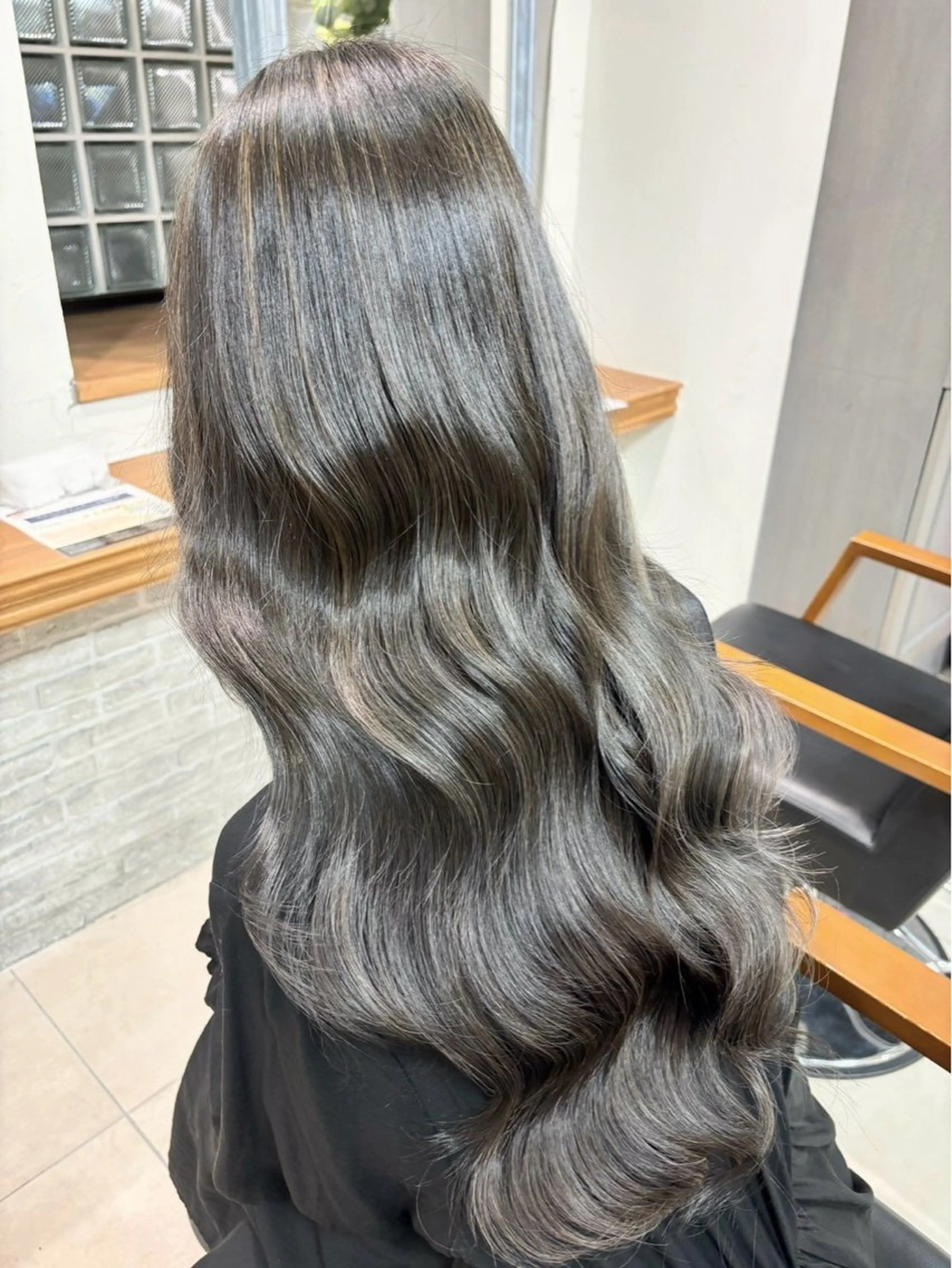 ロング カラー ヘアカラー トリートメント ヘアアレンジ🎀/透 明感カラー🤍/夏凜のヘアスタイル