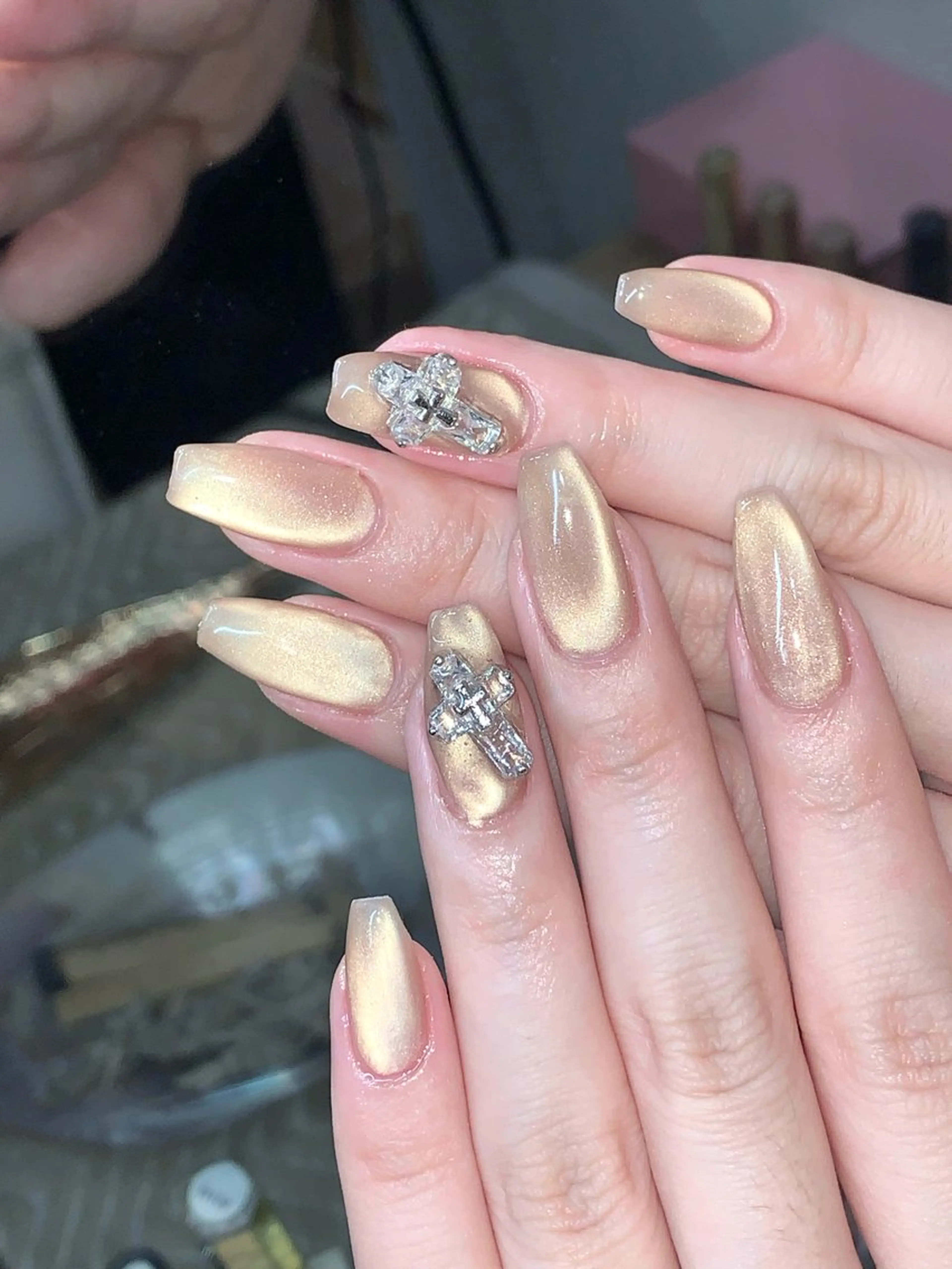 ネイル フットネイル さゆり￤推しキャラ ￤ロングネイル🩷のネイルデザイン