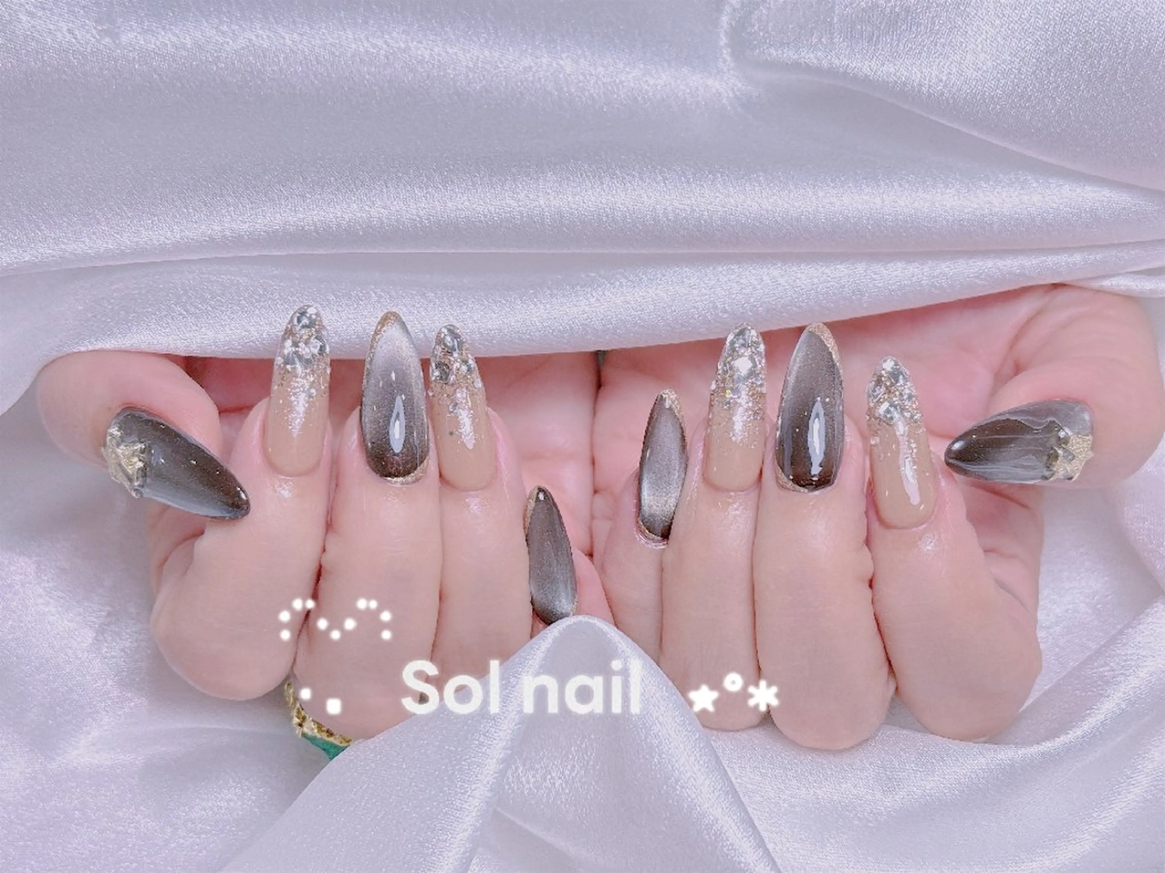 ネイル ハンドネイル ハンドケア パラジェル＆フィルイン取り扱いサロンSol Nail所属・Sol Nail ミネのネイルデザイン