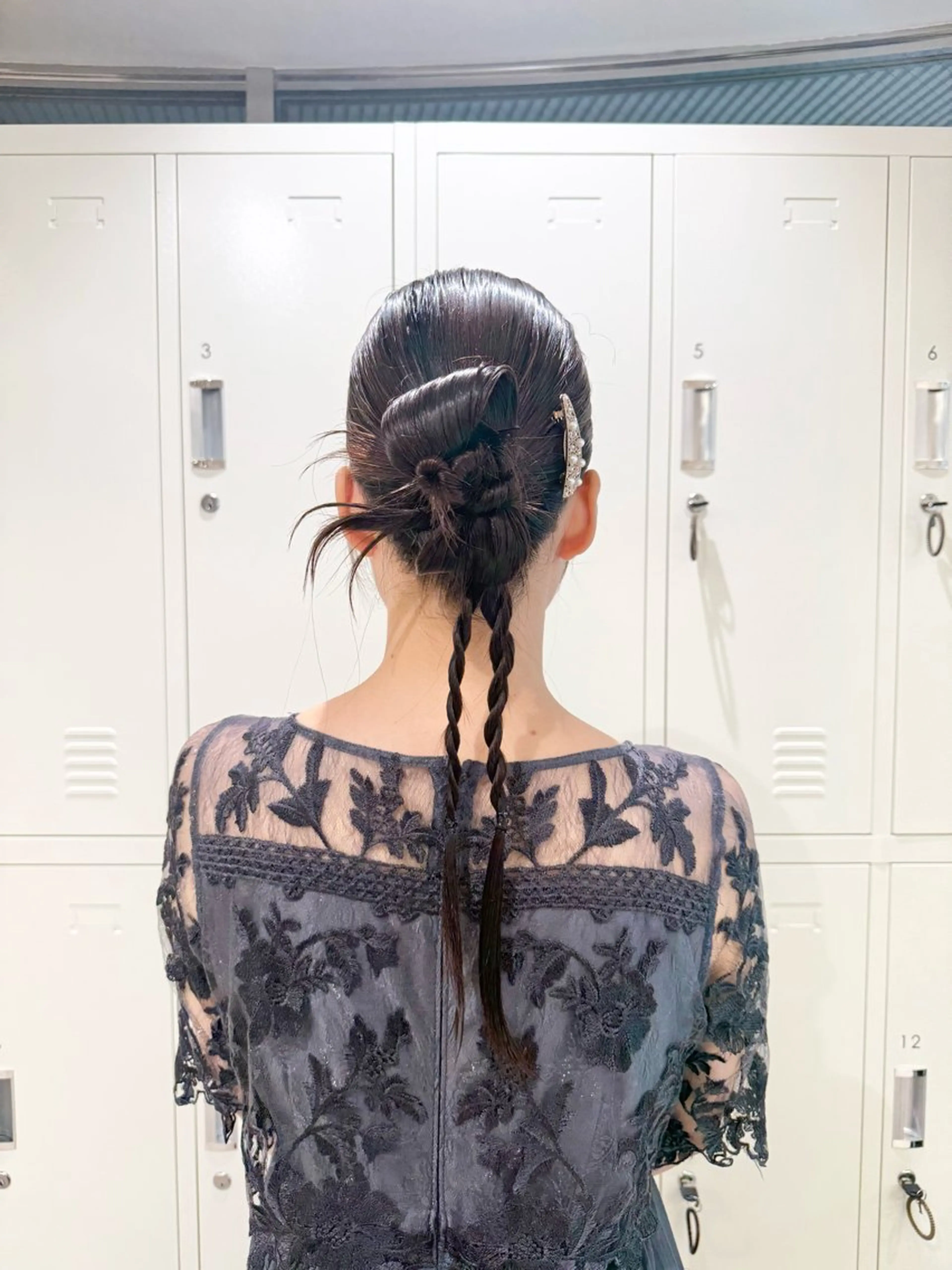 ロング ヘアアレンジ ヘアセット オタク美容師☃️🩵 ヘアアレンジ/暗髪のヘアスタイル