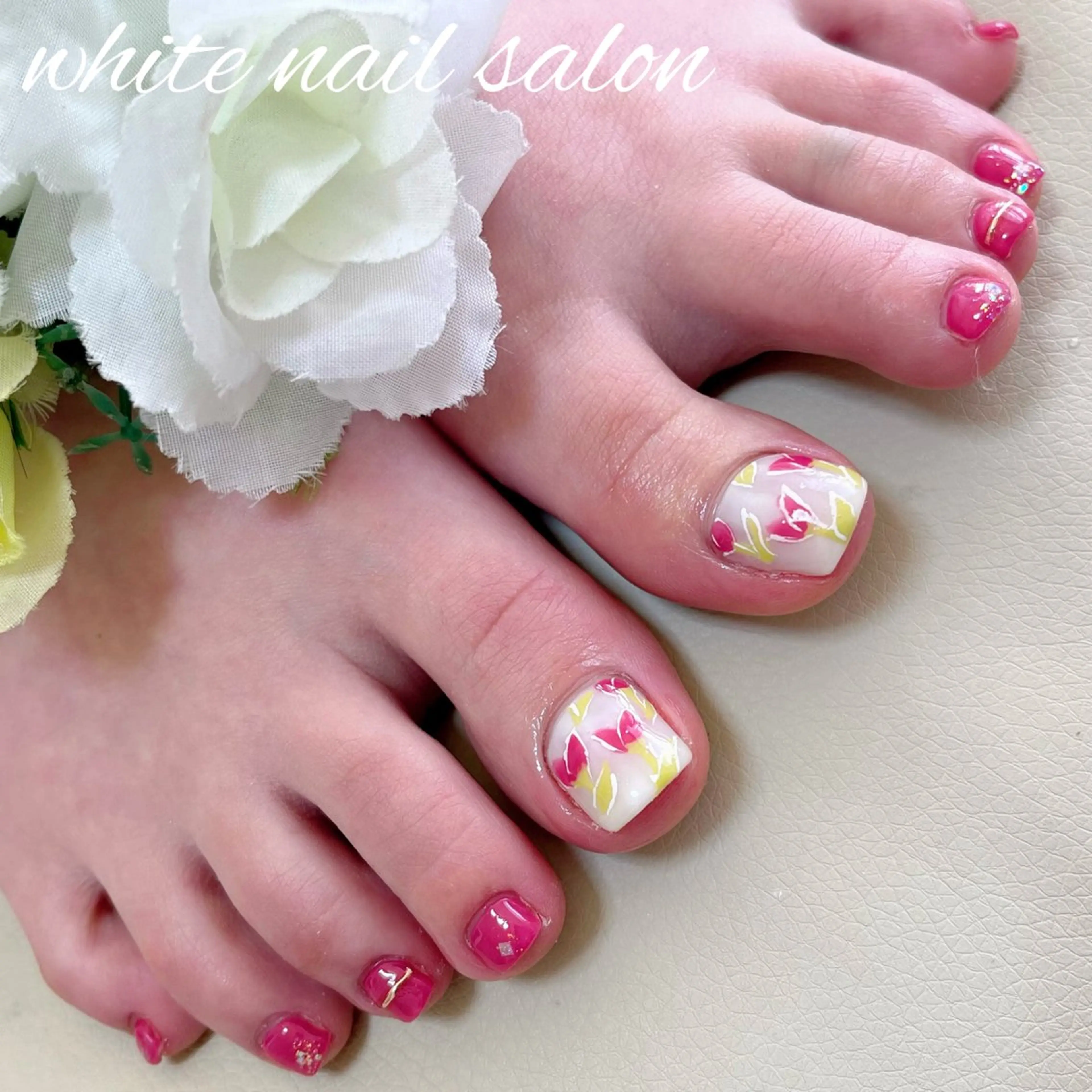 ネイル フットネイル white nail salonのネイルデザイン
