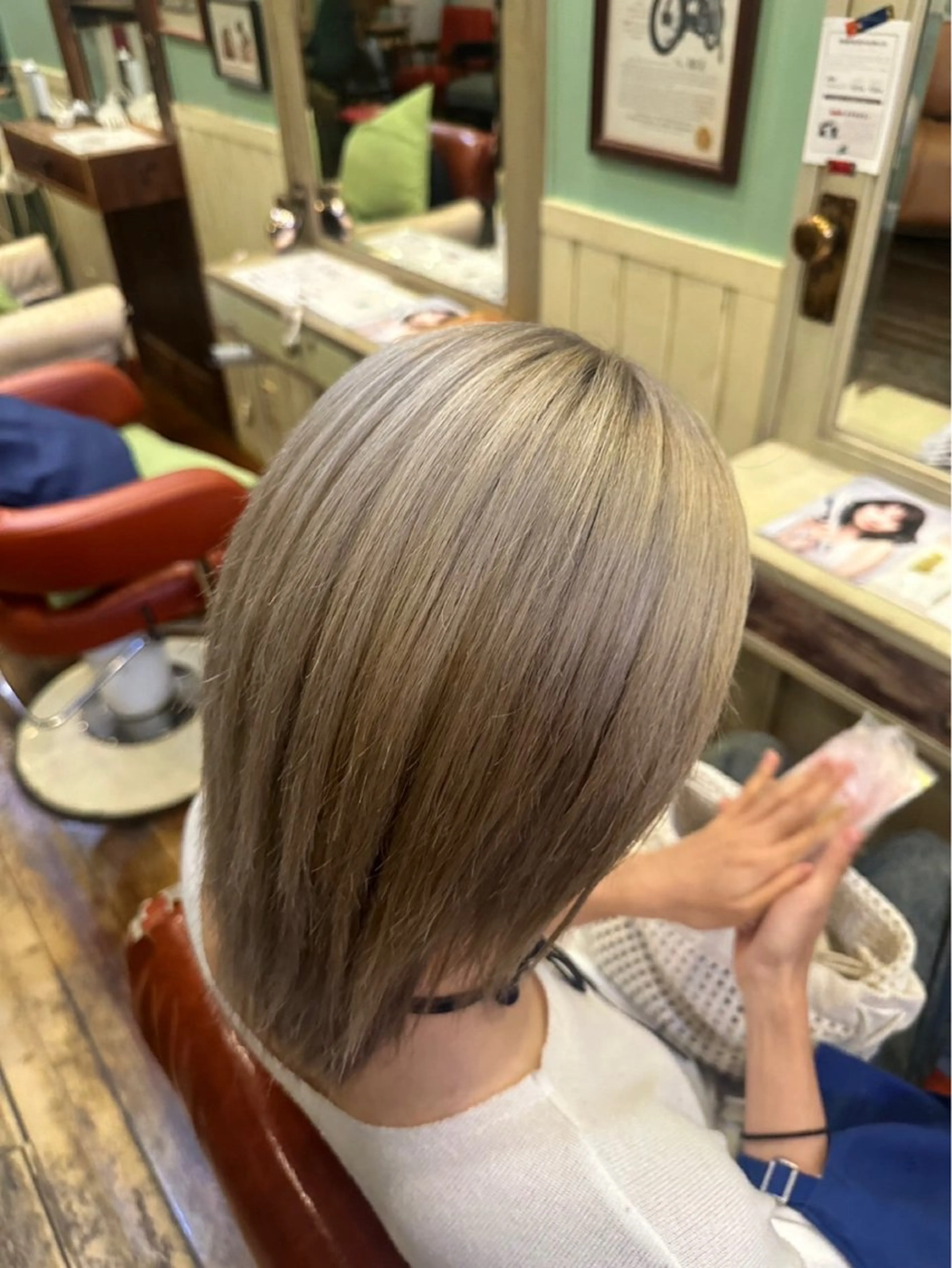 ショート chocolash 🍫ARINAのヘアスタイル