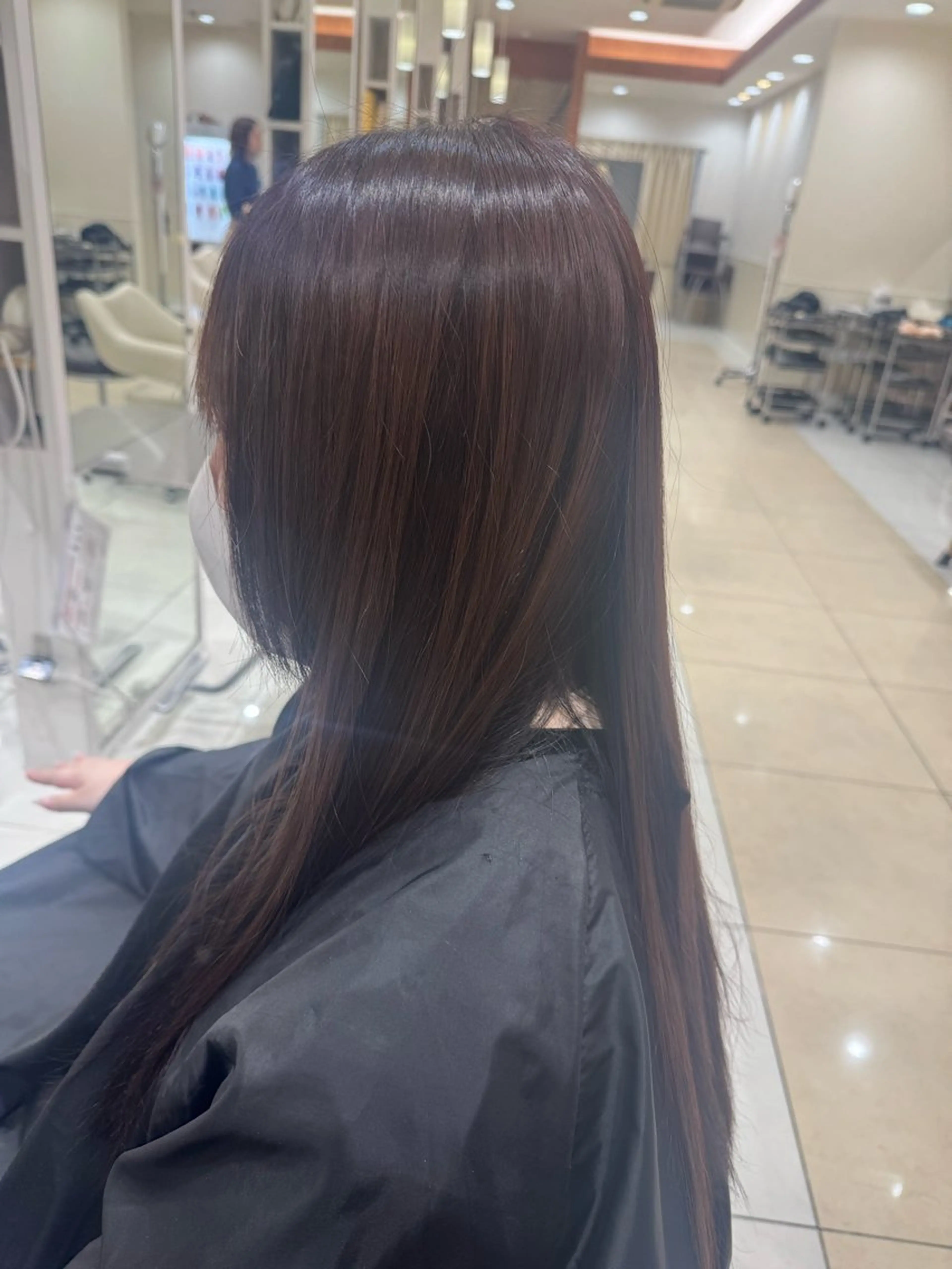 ヘアカラー 長屋 琴乃のヘアスタイル