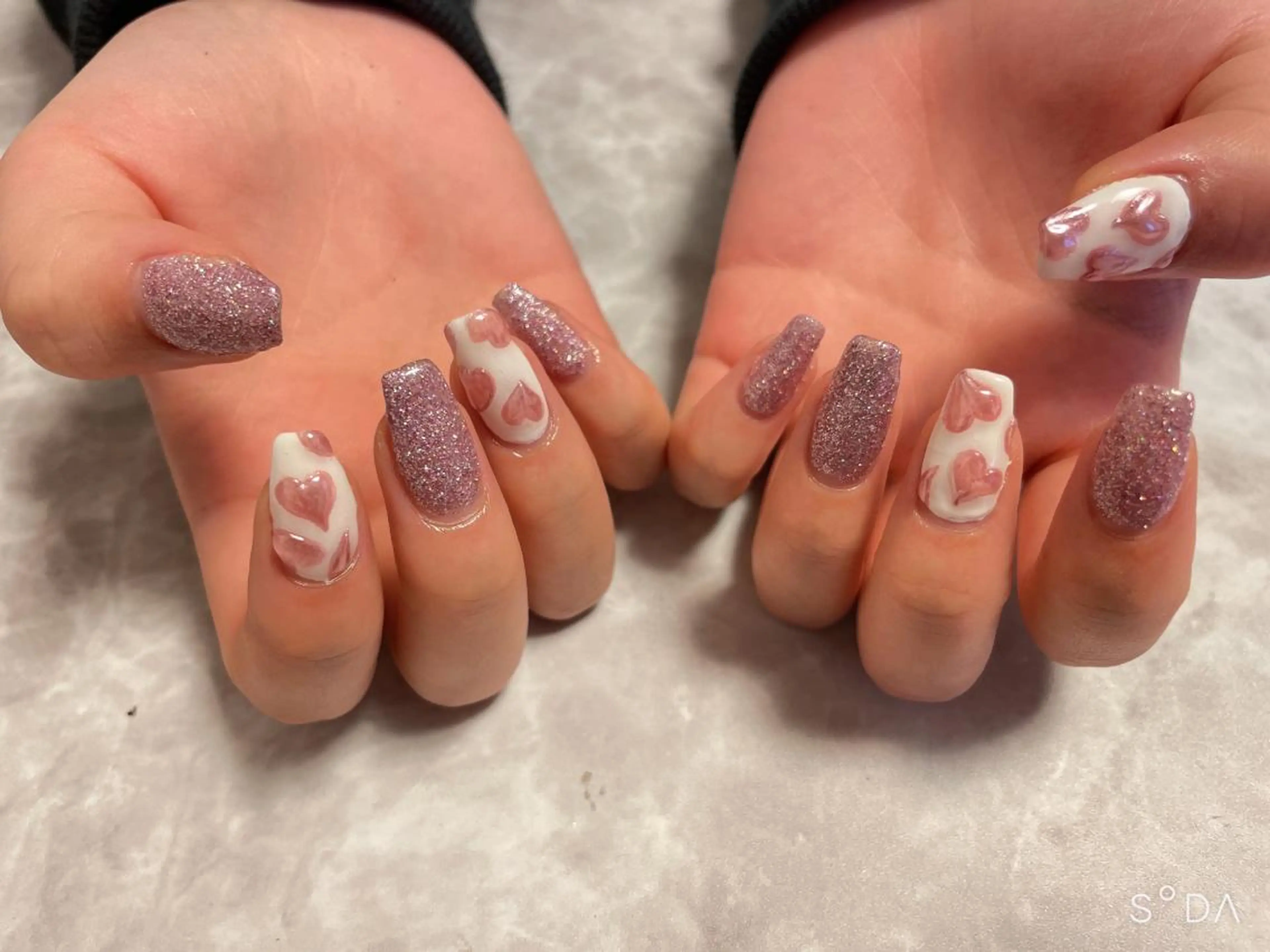 ネイル ハート ラメ(グリッター) ピンク ぷっくりネイル Betty❤︎ ネイル＆よもぎ蒸しのネイルデザイン