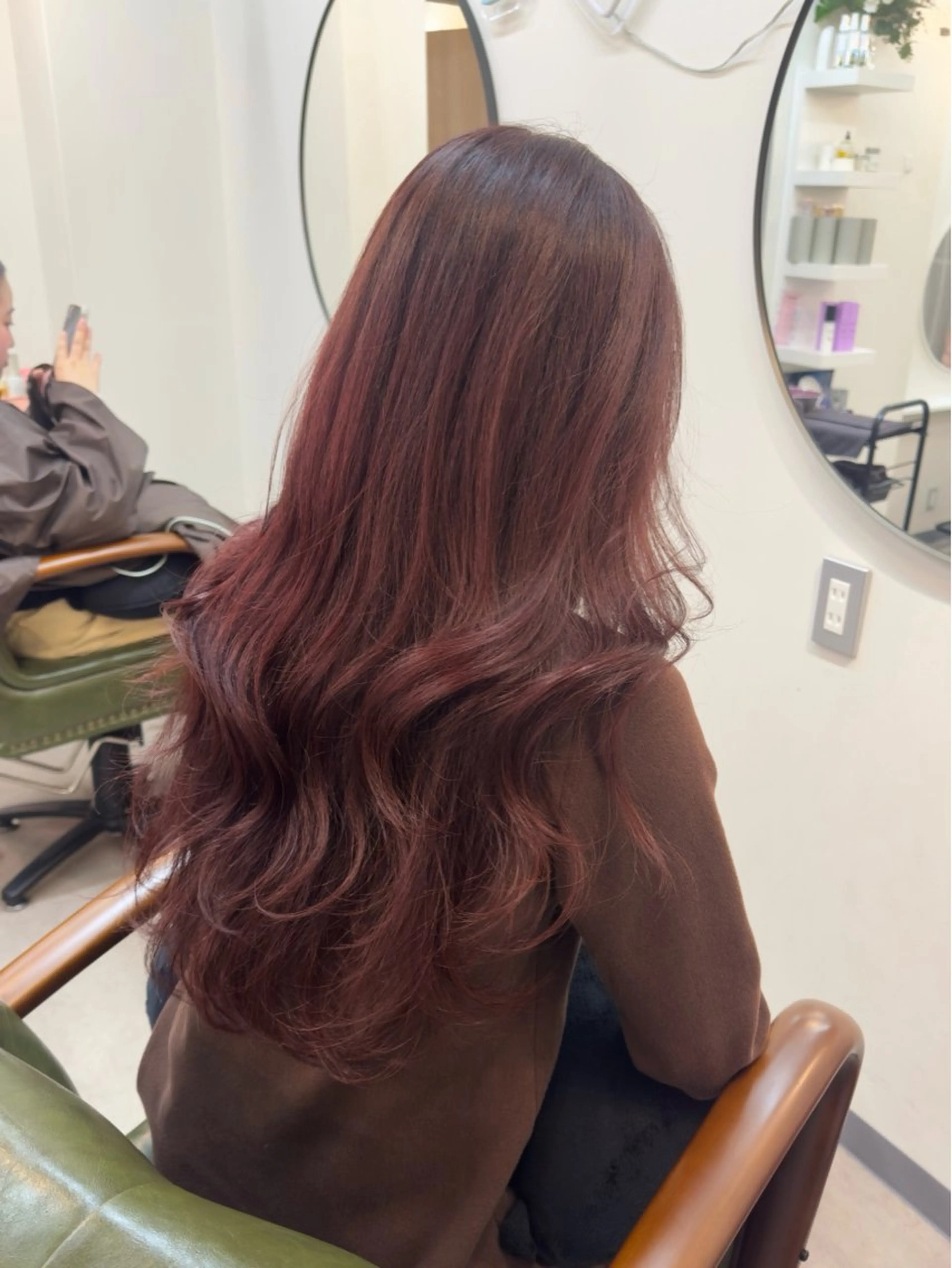 ロング カラー ヘアカラー レイヤー/顔周り /いいぬまみかのヘアスタイル