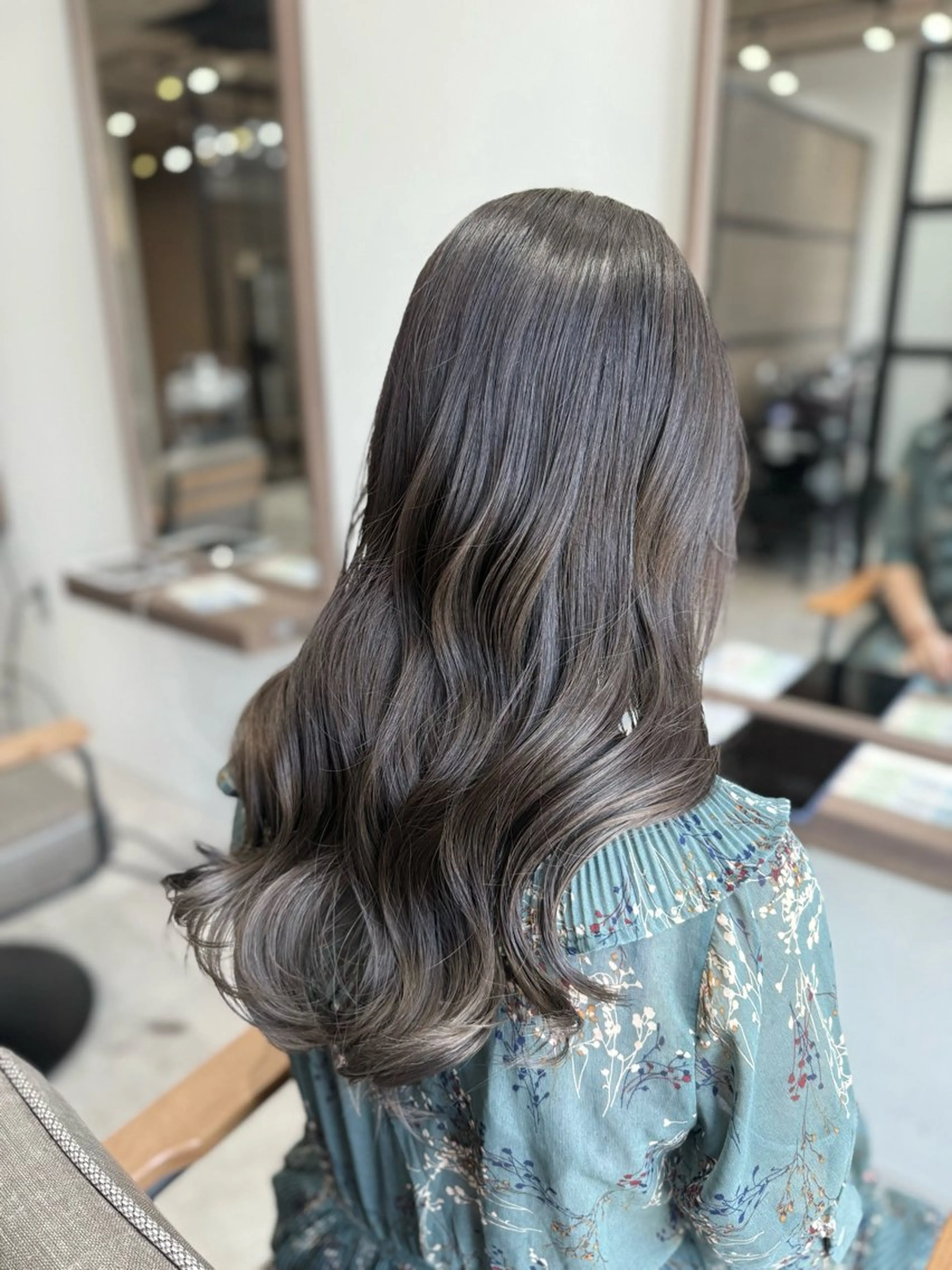 セミロング カット ヘアカラー 🍭海外ヘア/レイヤ ー/艶髪🍭舟橋瑞稀のヘアスタイル