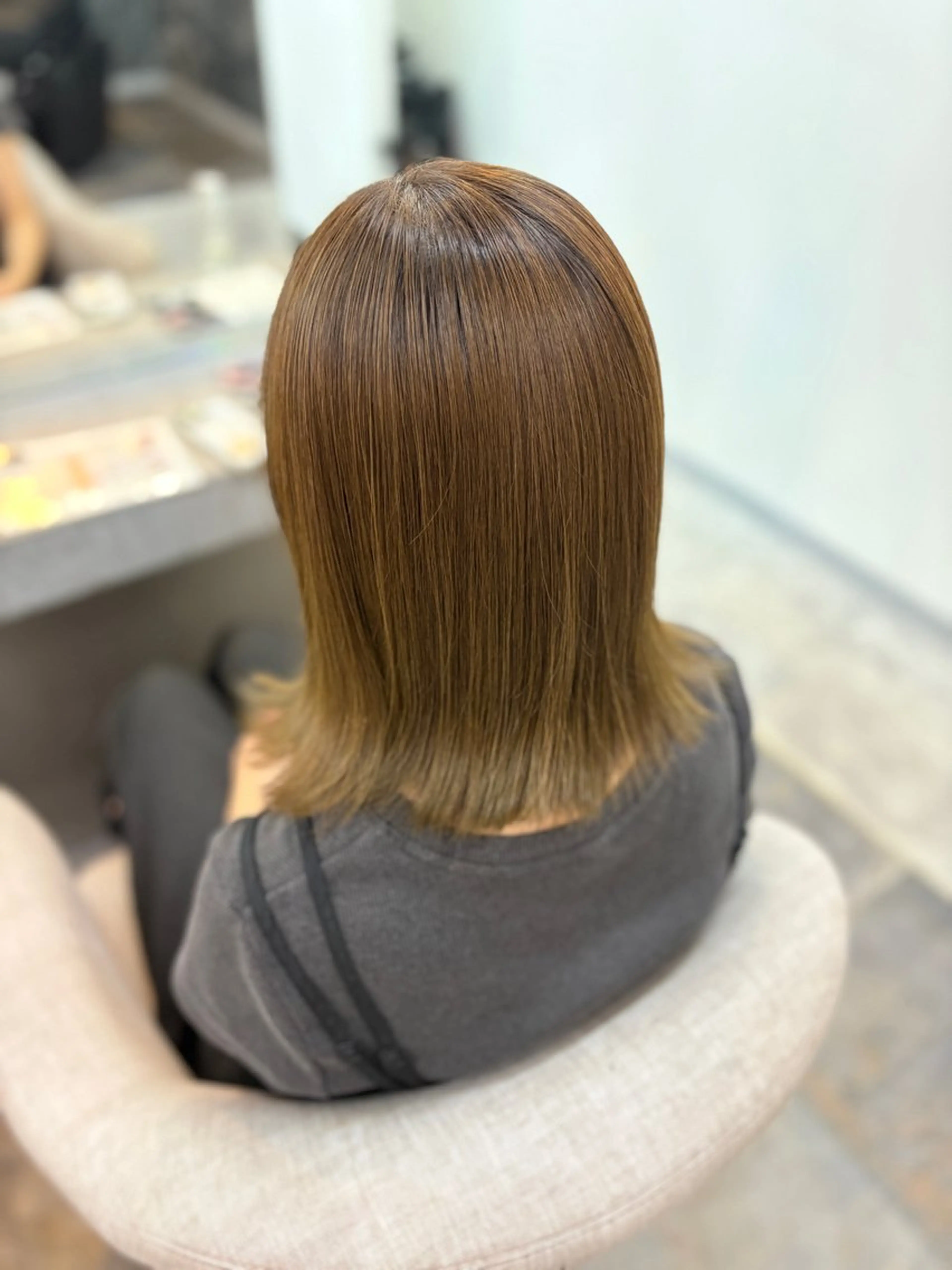 ミディアム カラー Maho ブリーチモデル募集中のヘアスタイル