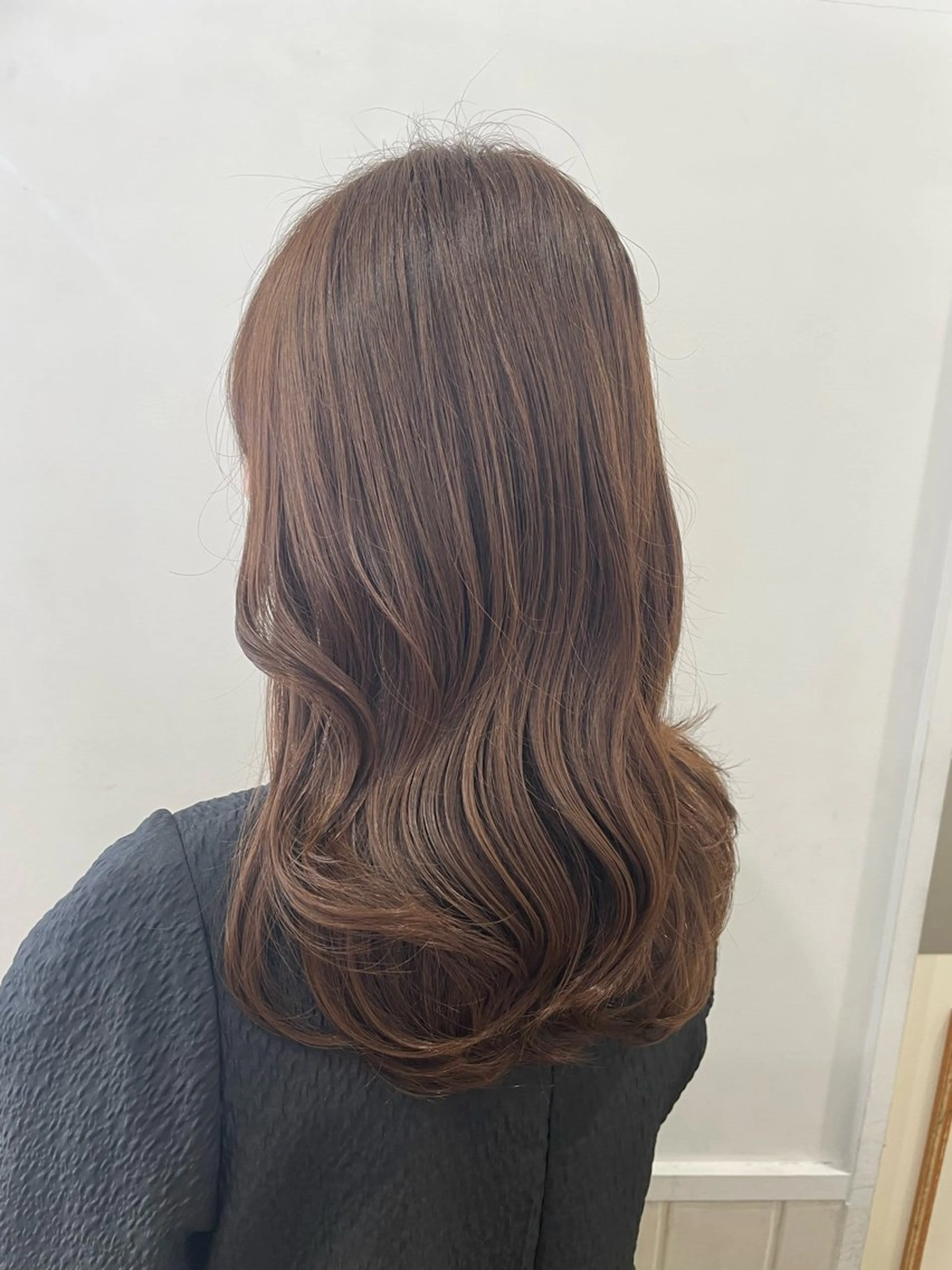 ミディアム カラー ブラウンカラー パープルカラー clan .のヘアスタイル