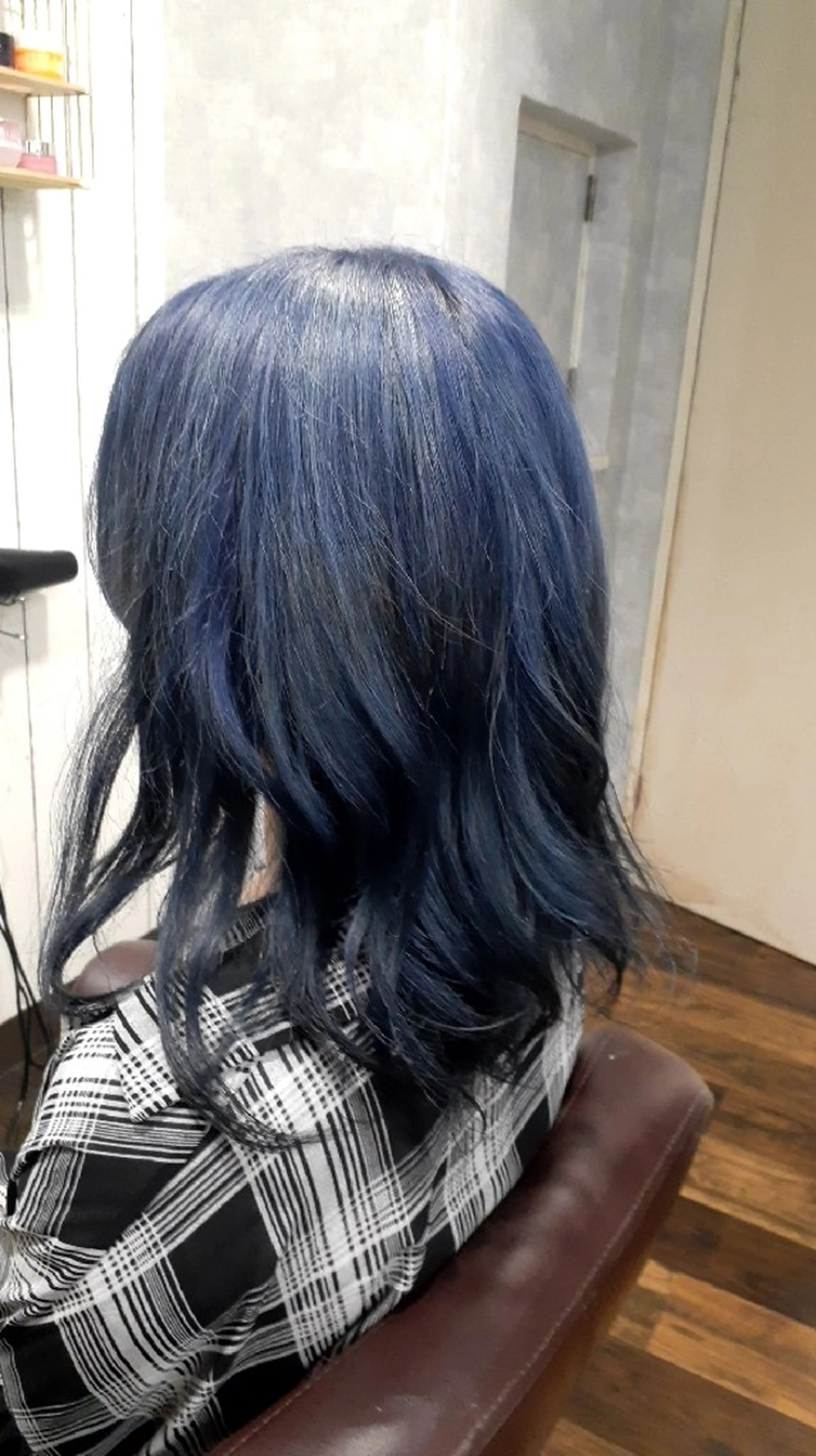 トリプルカラー(ブリーチ2回+オンカラー)＋トリートメント+メンテナンスカットの写真