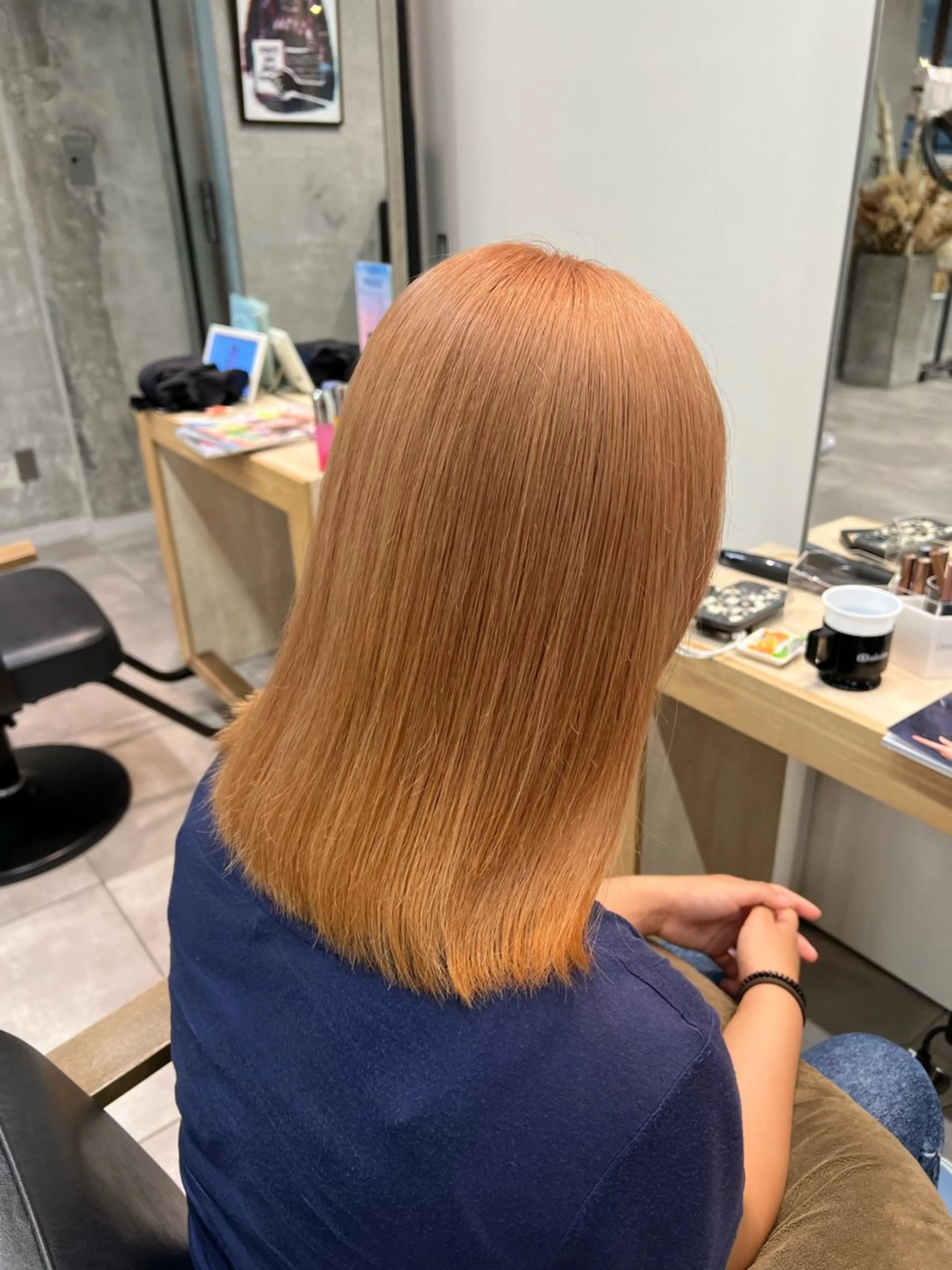 ミディアム カラー ベージュカラー オレンジ オレンジベージュ ヘアカラー トリートメント 🌞レイヤー×カラー 前川那津美🌞のヘアスタイル