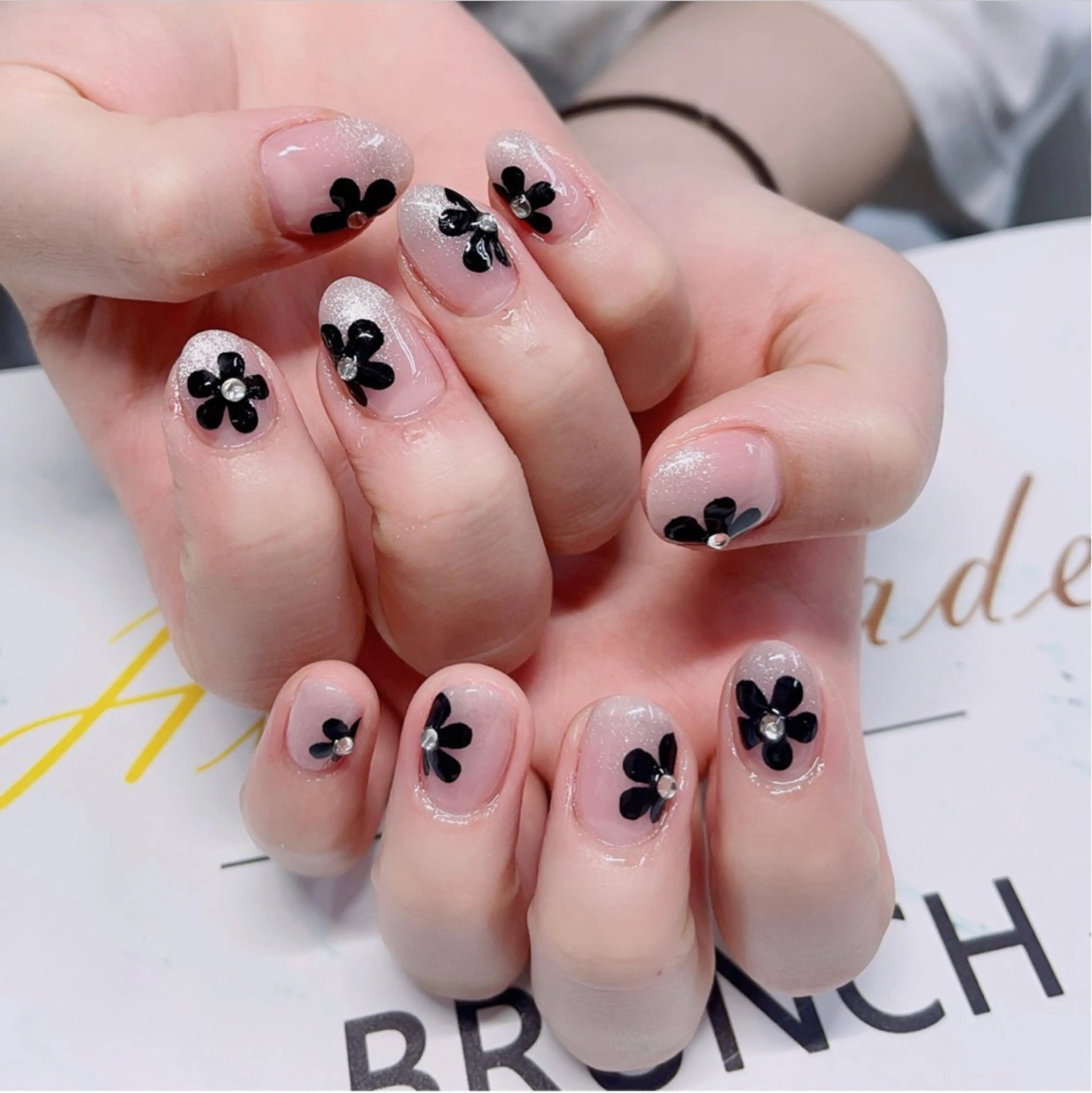 ネイル HIN NAILのネイルデザイン