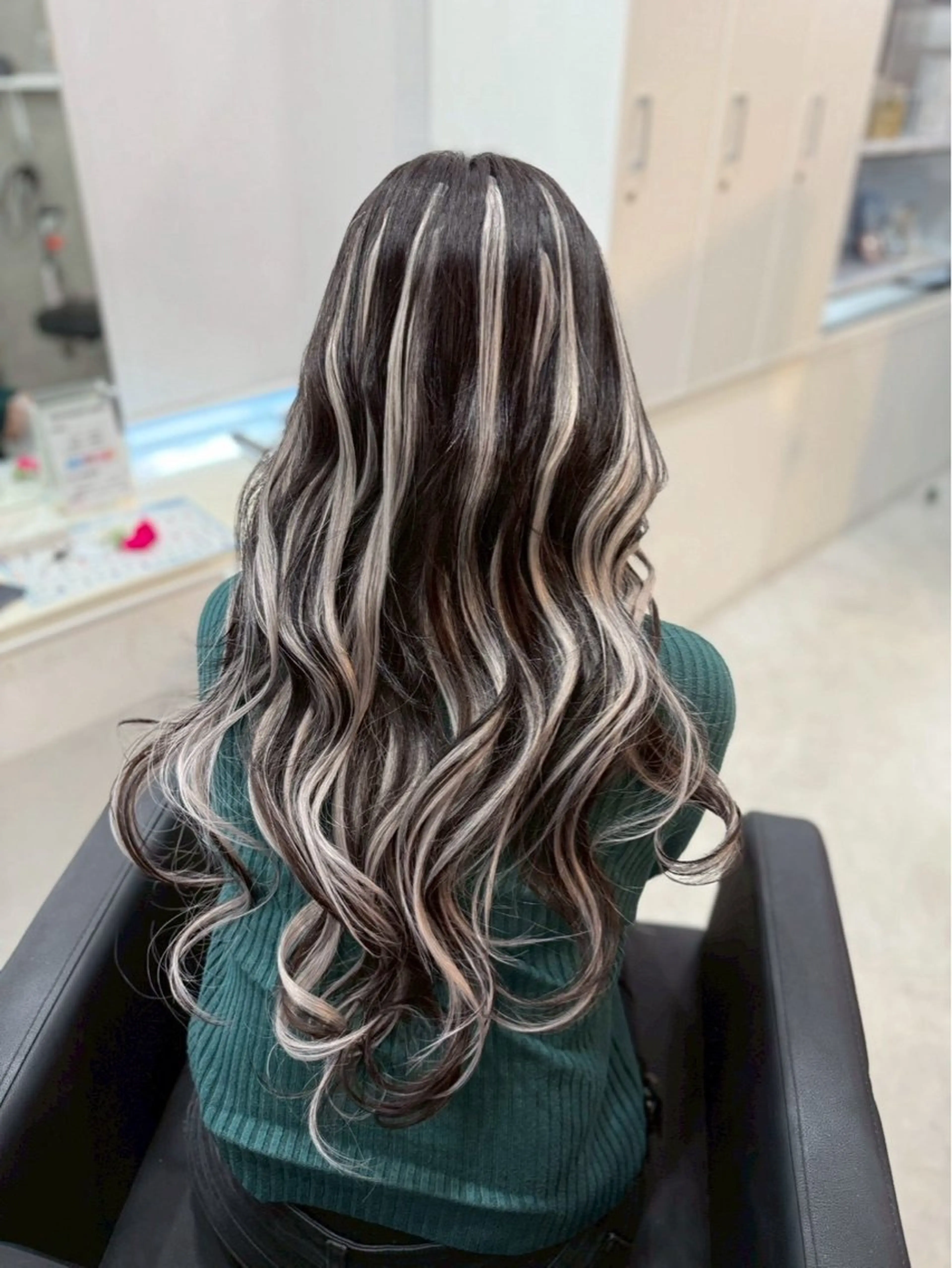 【⚡️お得にエクステ⚡️】カット＋高品質人毛エクステ80本の写真