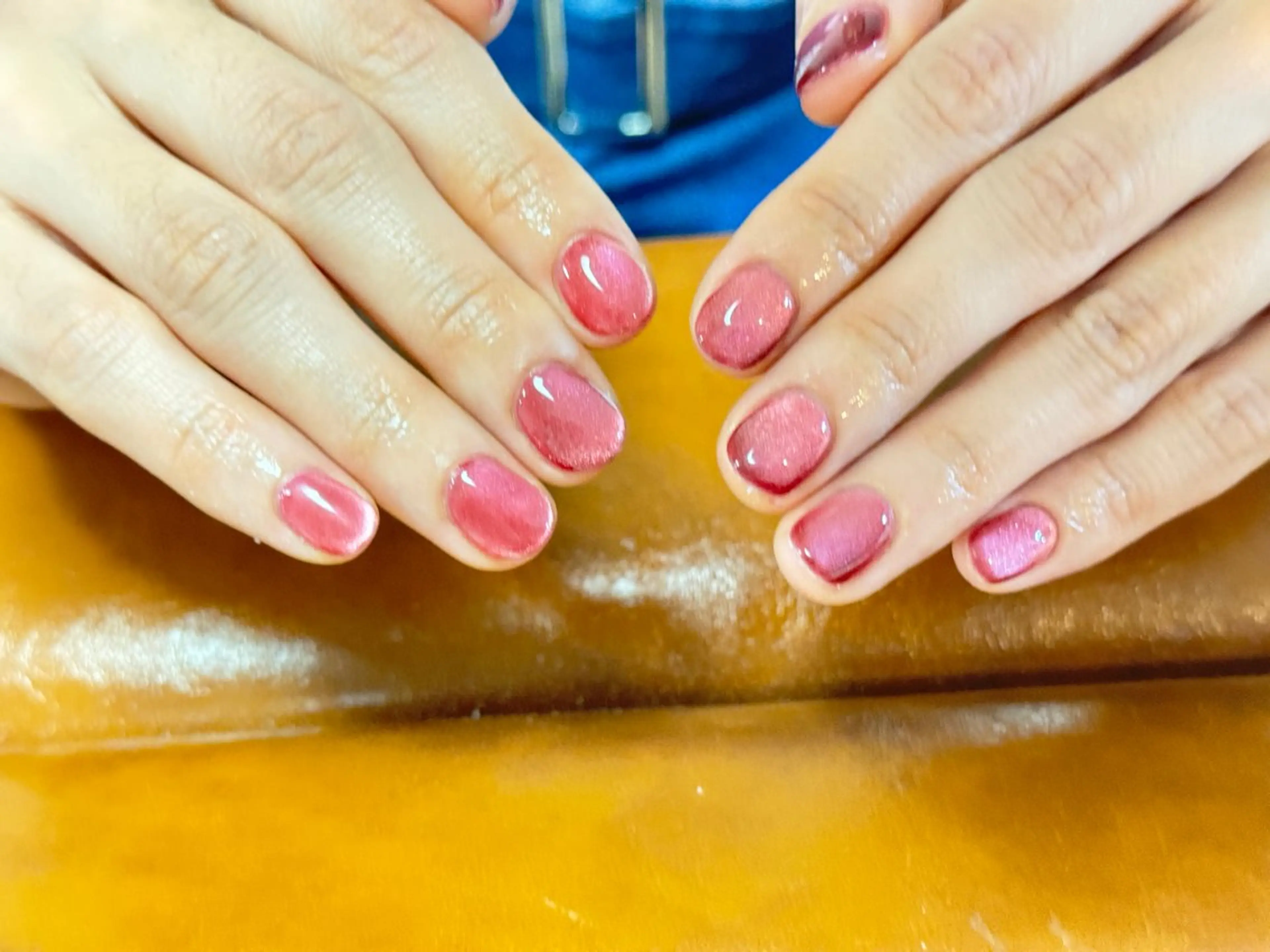 ネイル フットネイル ジェルネイル マグネットネイル 持ち込み ニュアンスネイル ミリ ネイルサロンのネイルデザイン