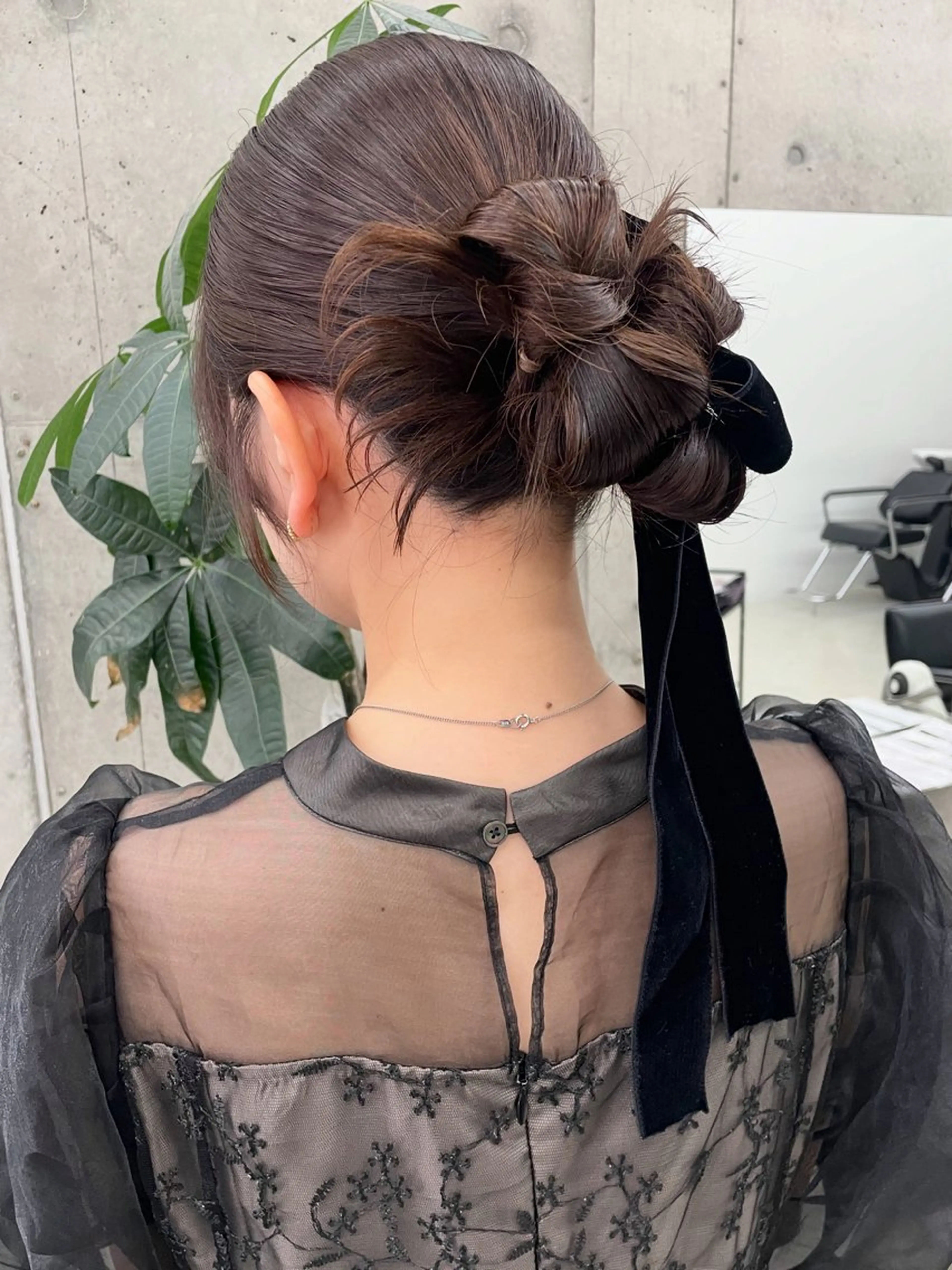セミロング カット ヘアカラー ヘアセット 手島 カミラのヘアスタイル
