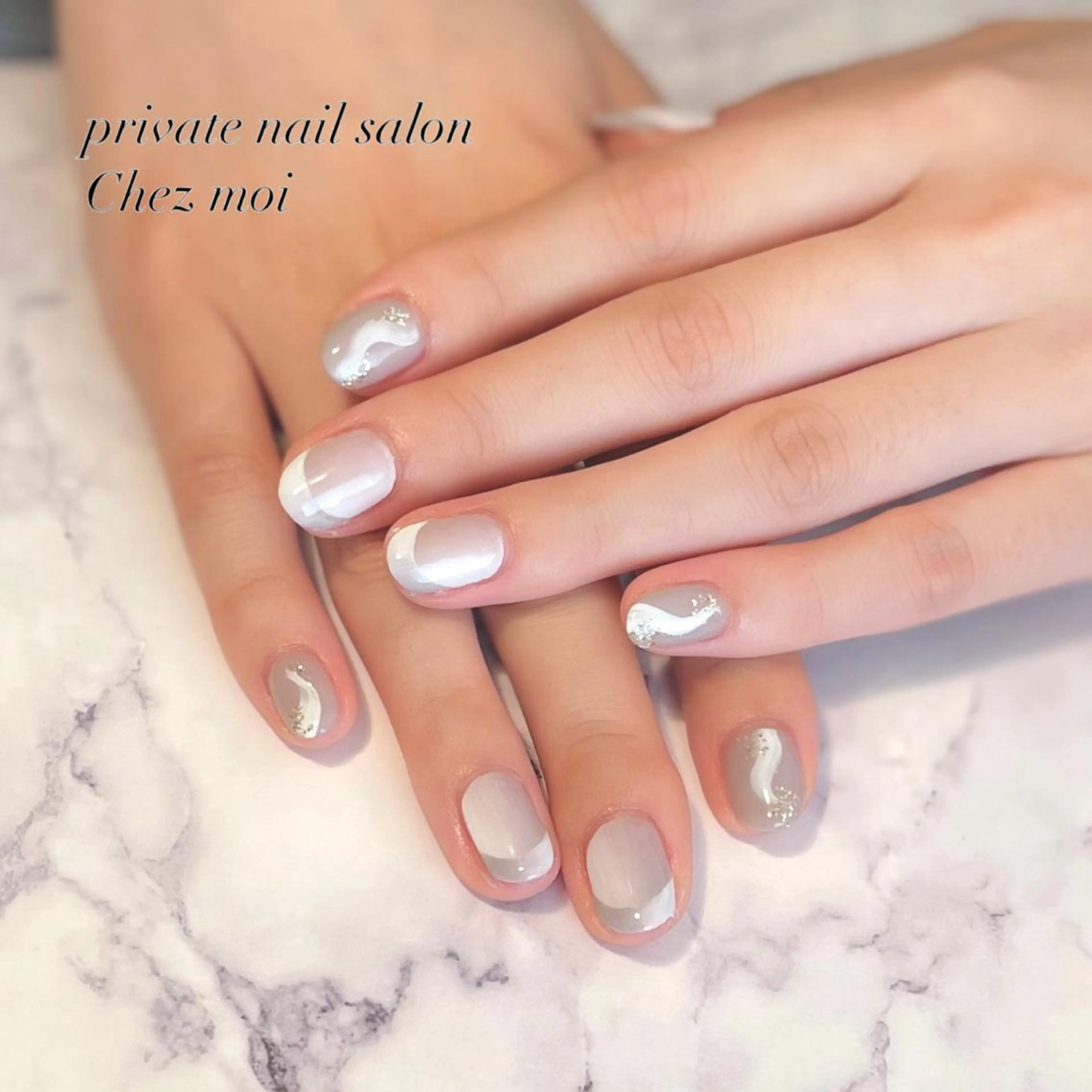 ネイル フレンチネイル オンブレフレンチ KOMINE TOMOKOのネイルデザイン