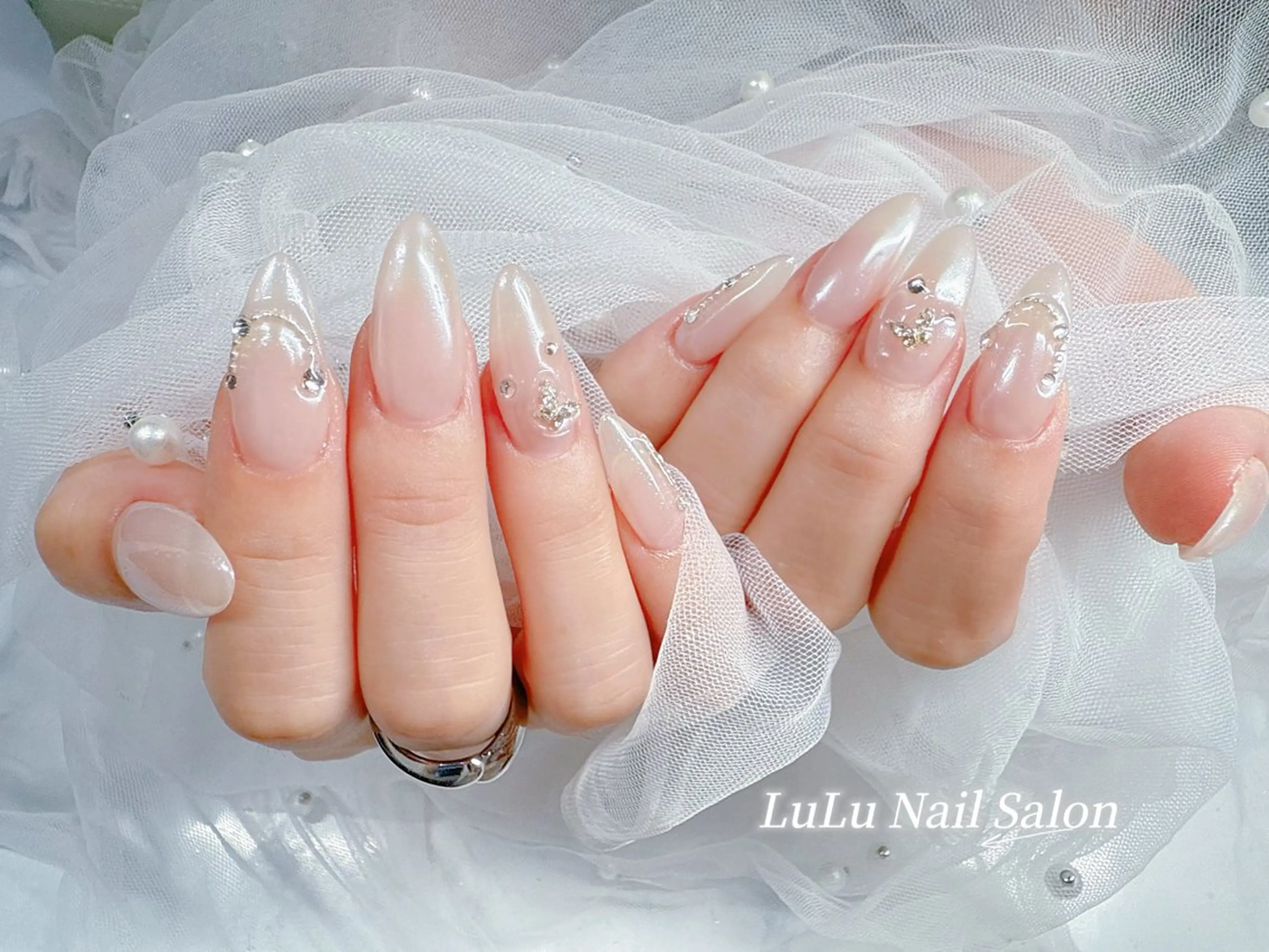 ネイル ハンドネイル LU LU NailSalonのネイルデザイン