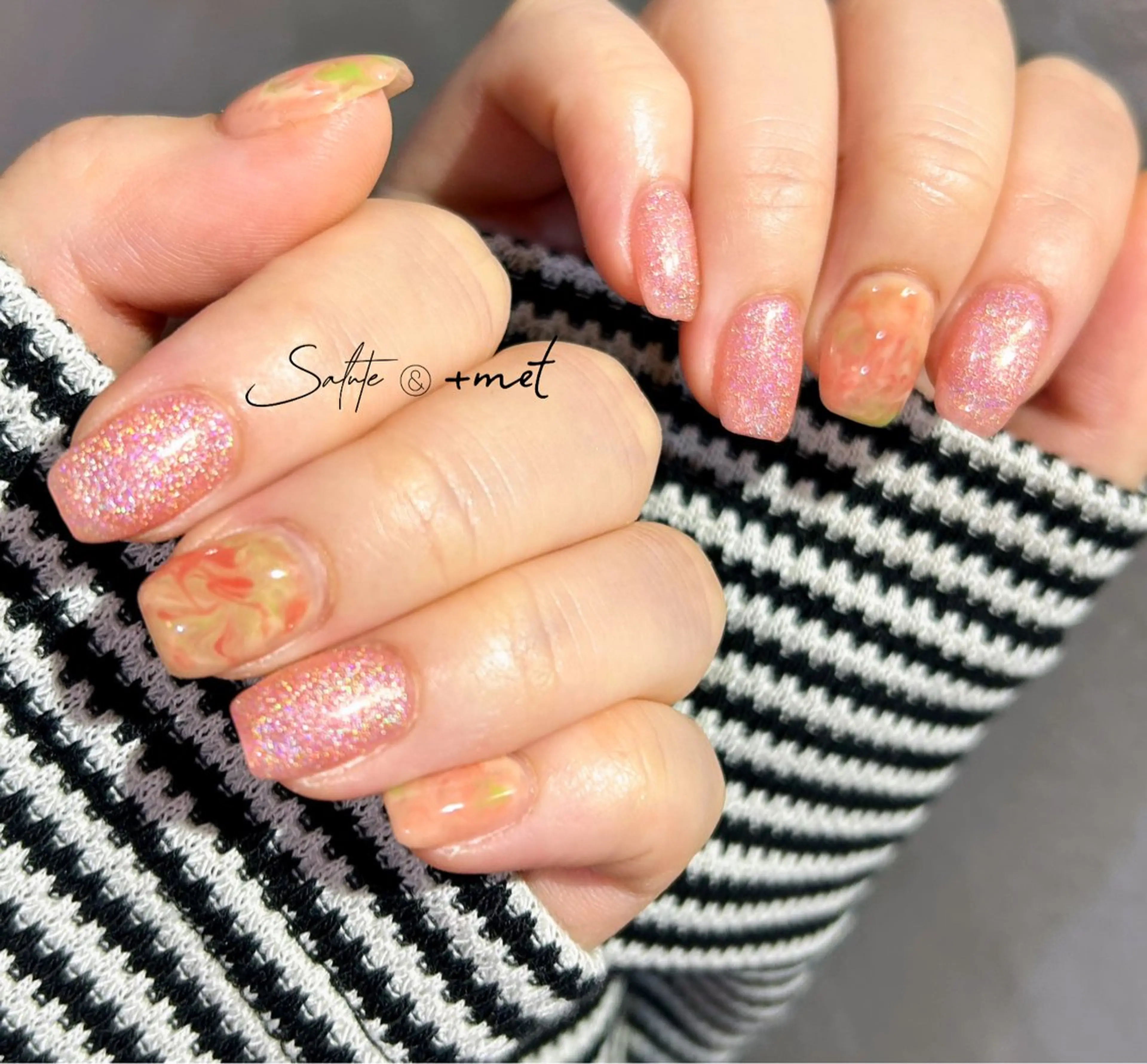 ネイル アートネイル ジェルネイル ラメ(グリッター) ニュアンスネイル 春ネイル ハンドネイル 渋谷 怜奈のネイルデザイン