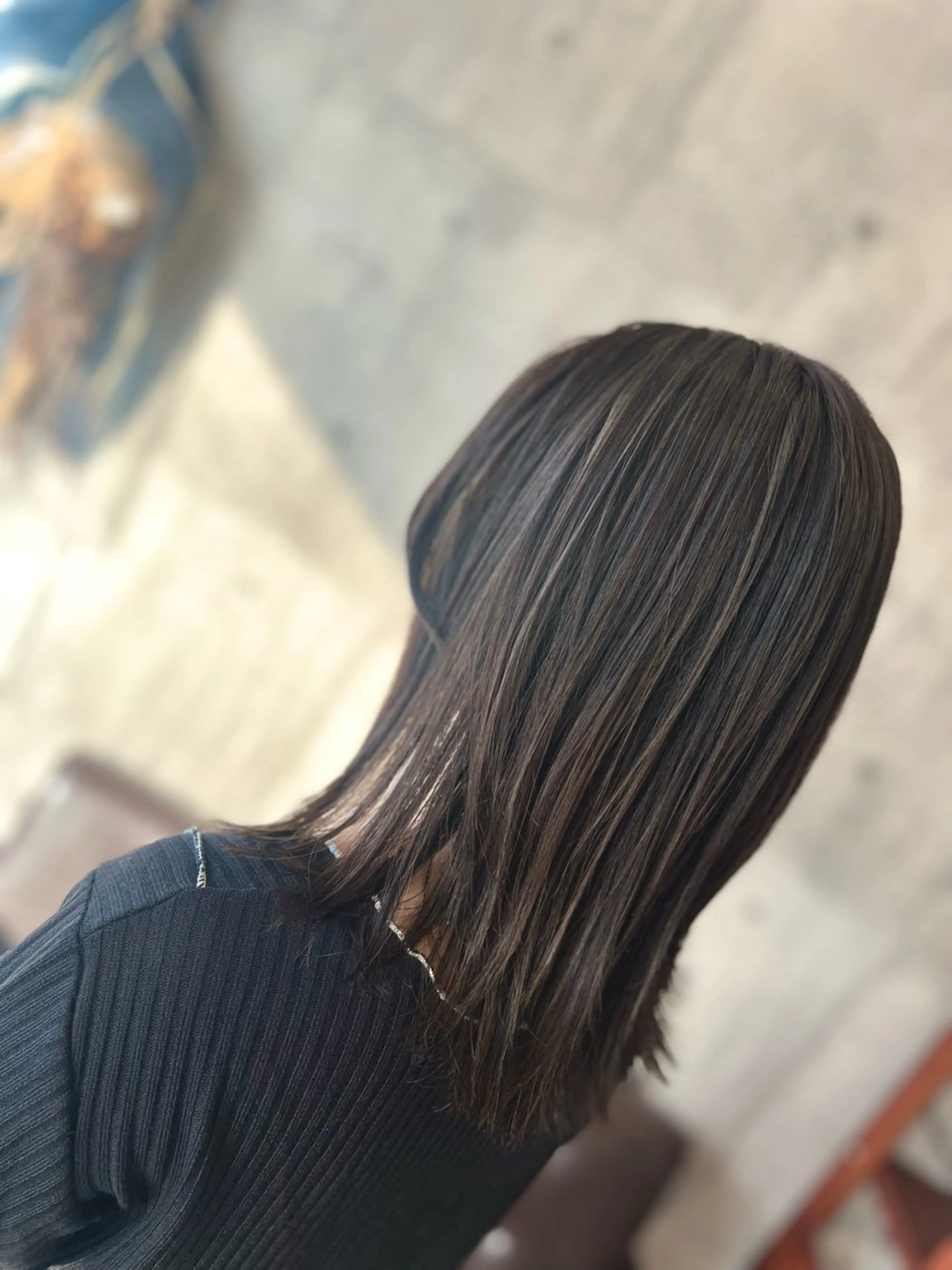 ミディアム カラー ハイライトカラー ハイライト ヘアカラー Style Tのヘアスタイル