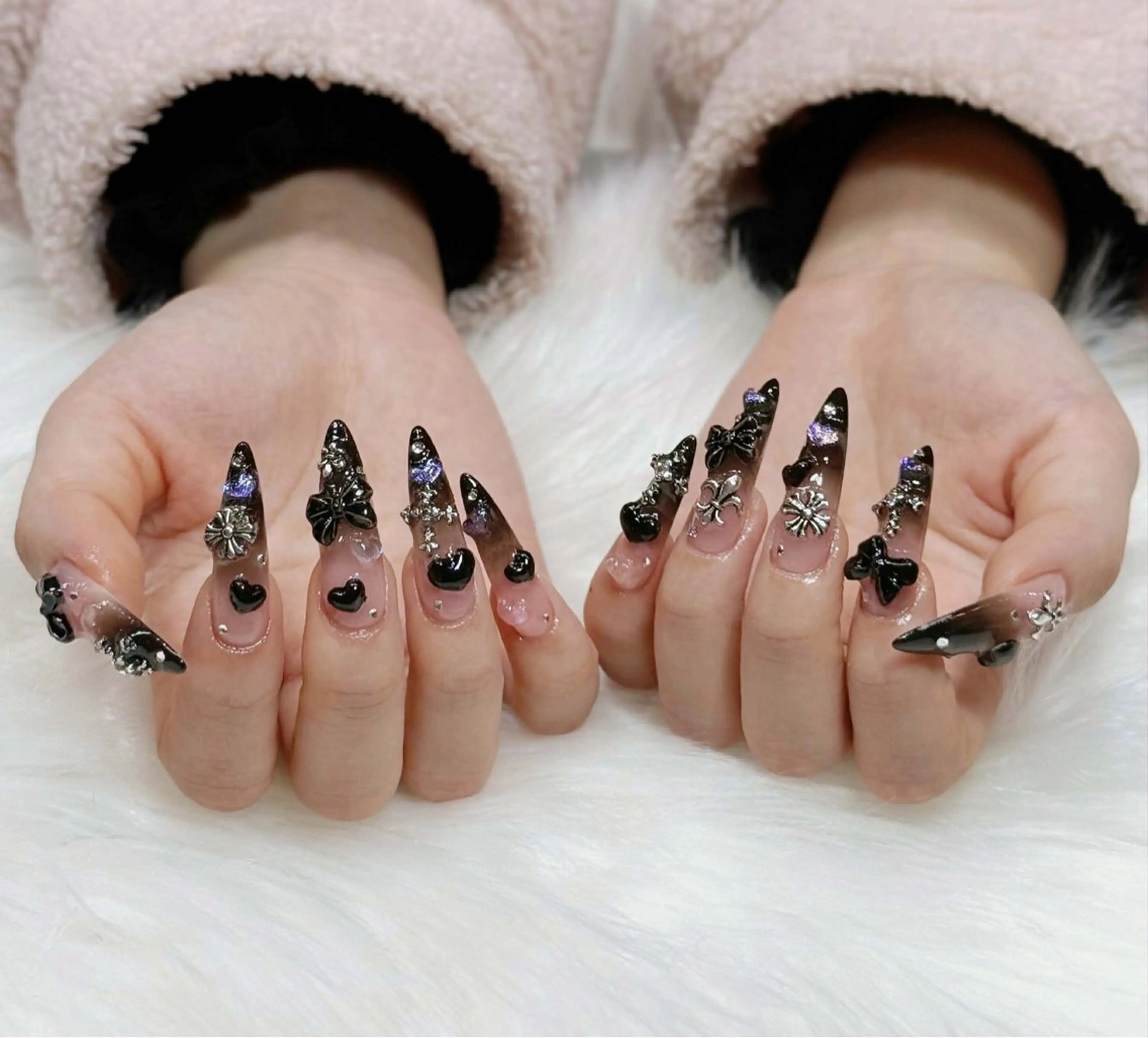 ネイル アートネイル オーロラネイル ジェルネイル 韓国ネイル ロングネイル ハンドネイル Nichi Nailsのネイルデザイン