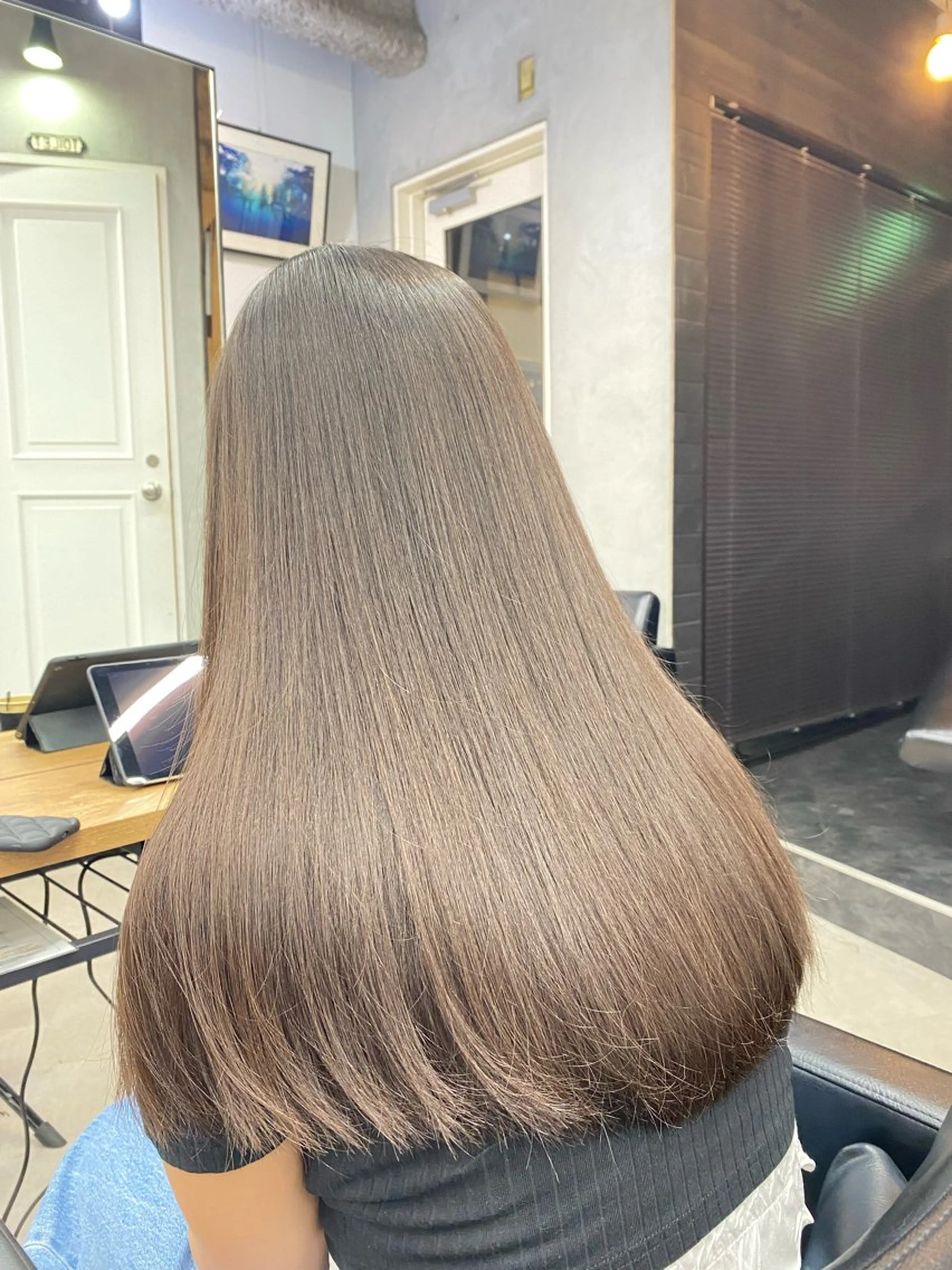 ミディアム ミディアムパーマ 縮毛矯正 坂齋大地/レイヤー/ ミルクティーのヘアスタイル