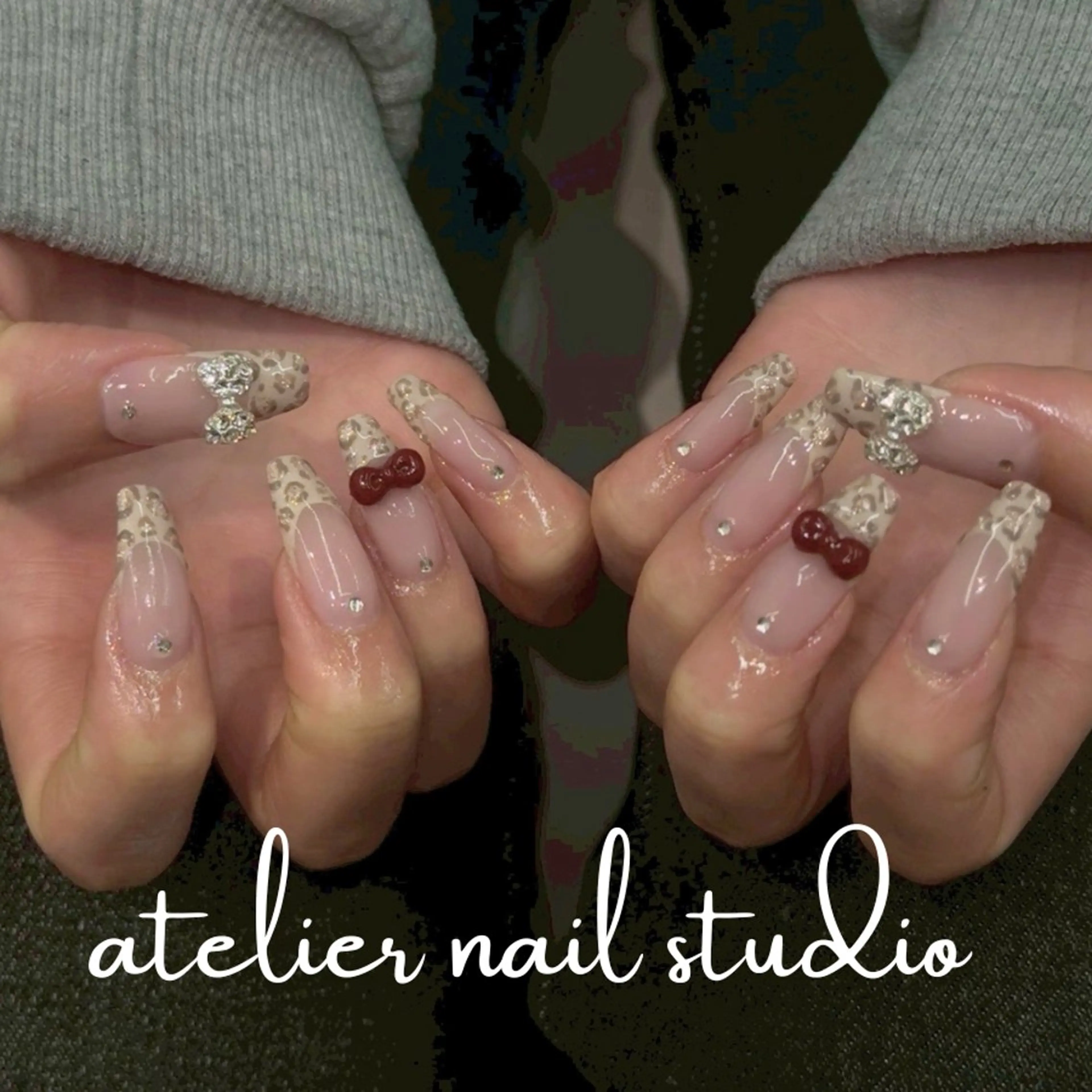 ネイル アニマル柄 アートネイル フレンチネイル ジェルネイル パラジェル ハンドネイル atelier nailstudioのネイルデザイン