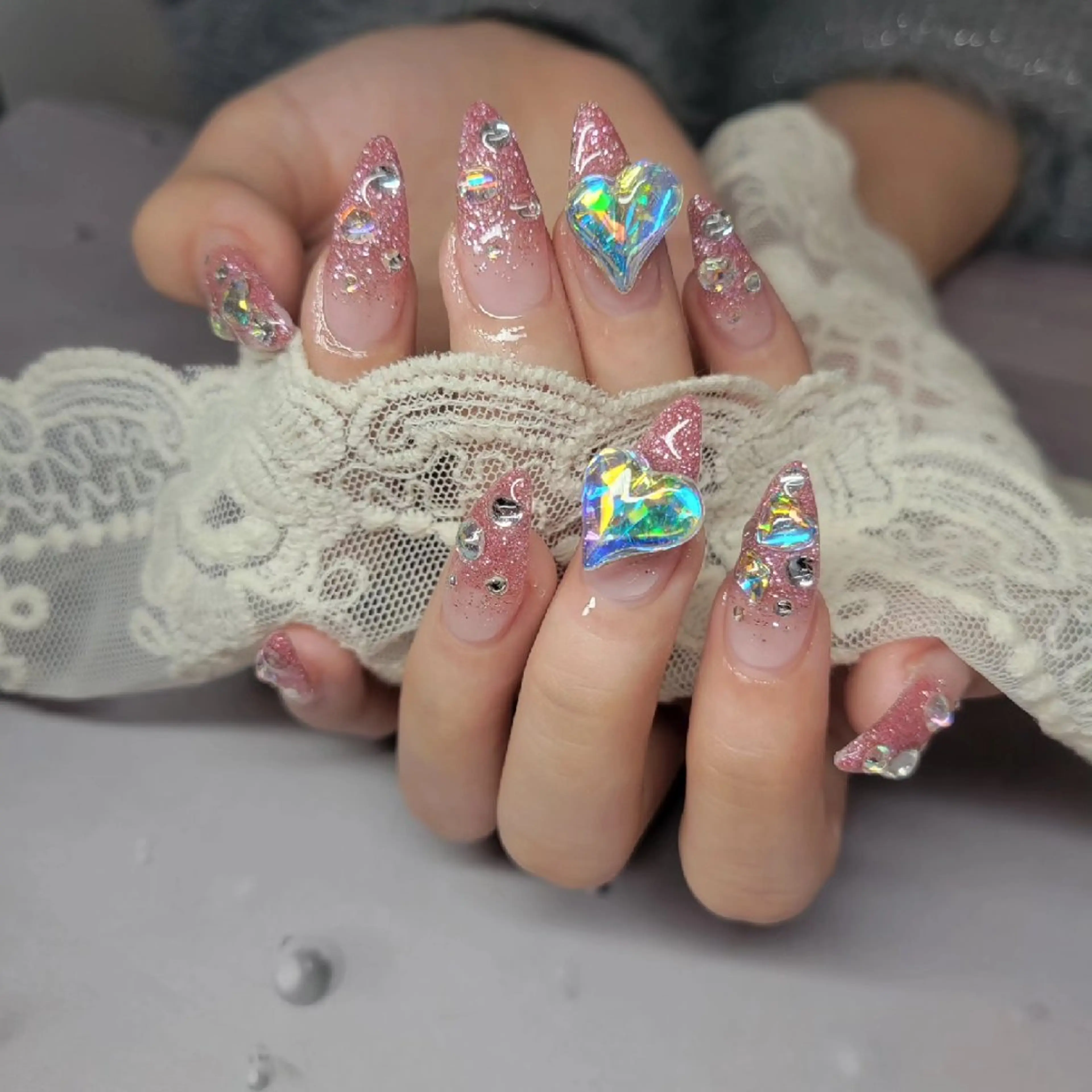 ネイル ジェルネイル ハート キラキラネイル ピンク バレンタイン Nail salon Coco【溝の口駅】のネイルデザイン