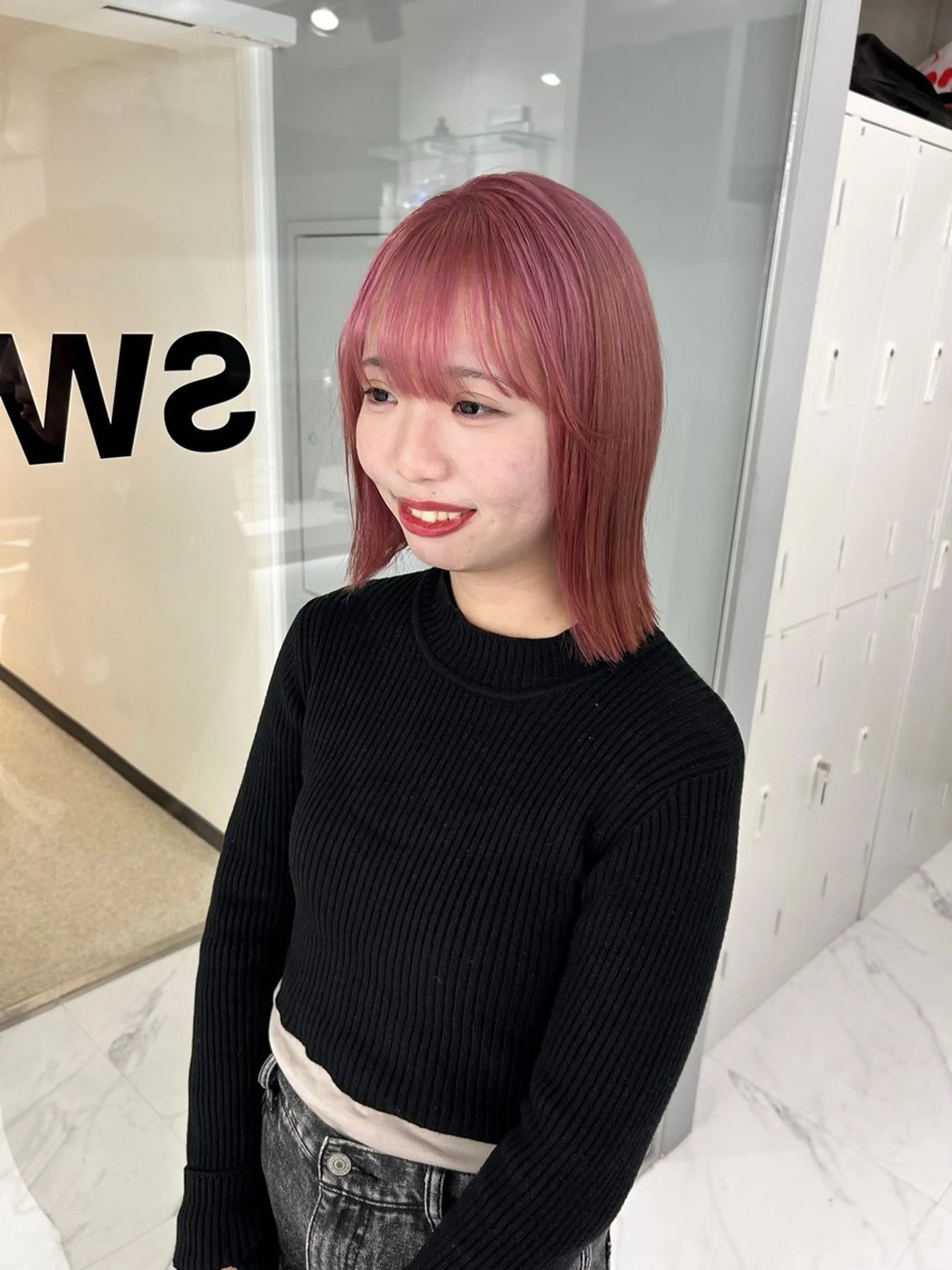 ショート カラー ブリーチ ピンクカラー カット ヘアカラー トリートメント shizuna/平尾 /カラー/髪質改善のヘアスタイル