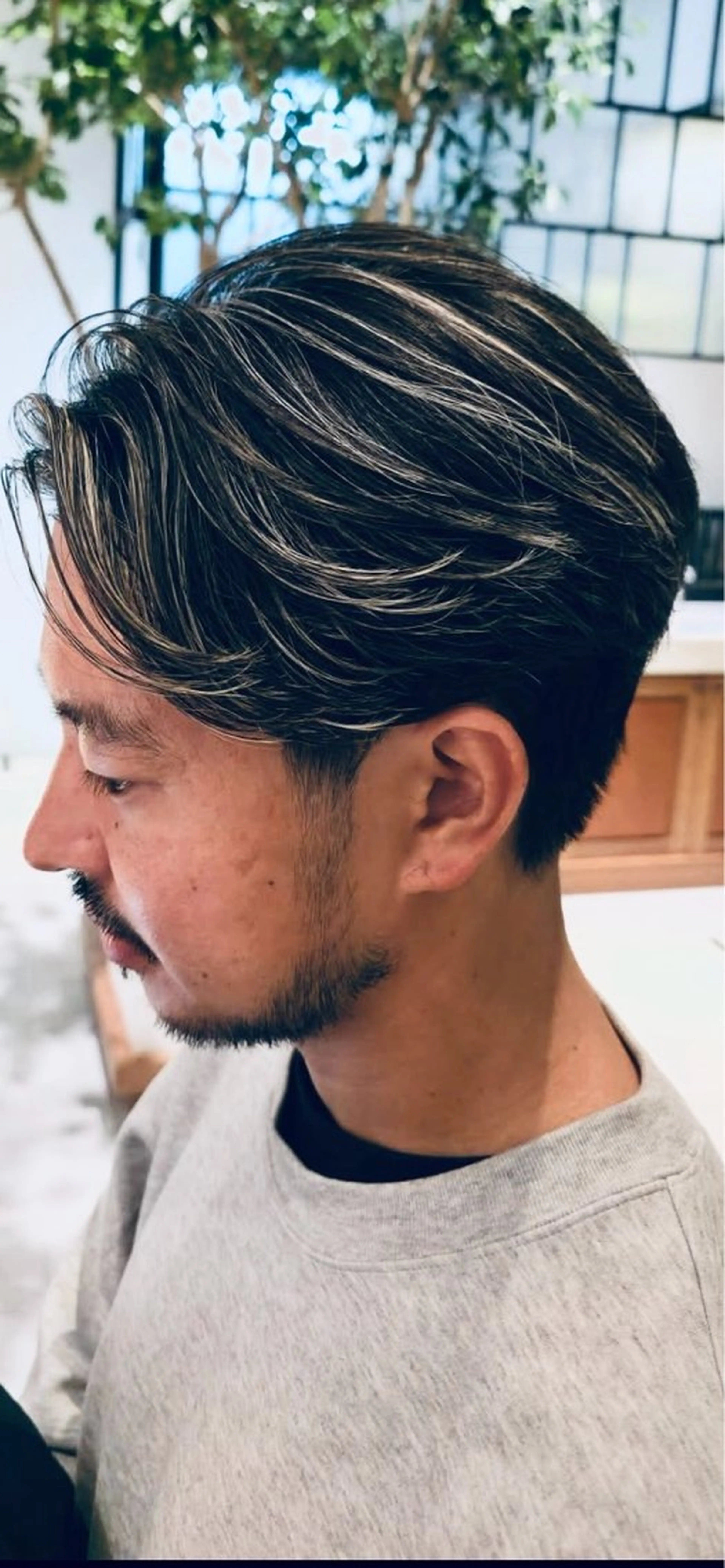 ショート カラー ブリーチ ダブルカラー ハイライトカラー ハイライト ひばりヶ丘🌈石井 里佳のヘアスタイル