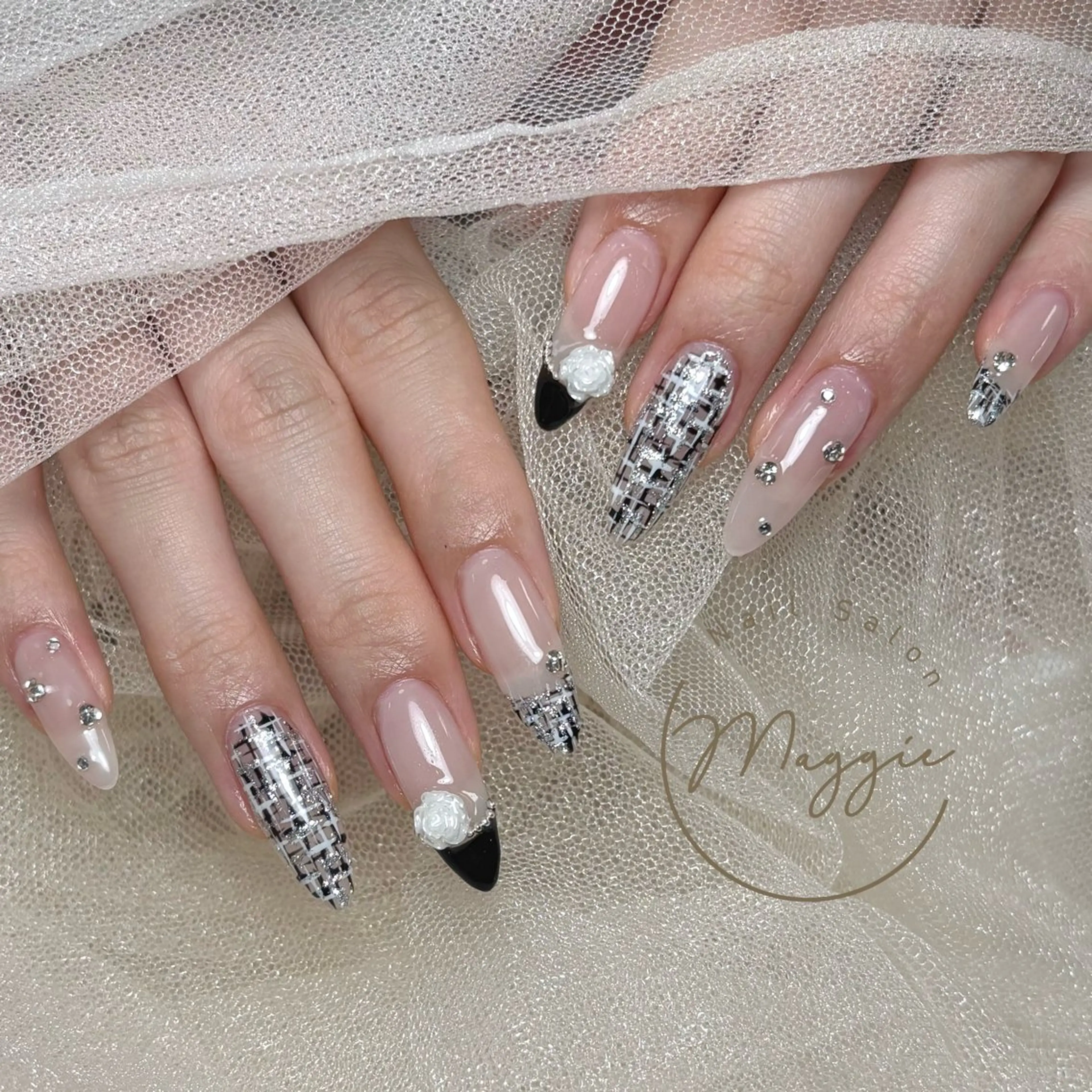 ネイル Maggie Nail🦩のネイルデザイン