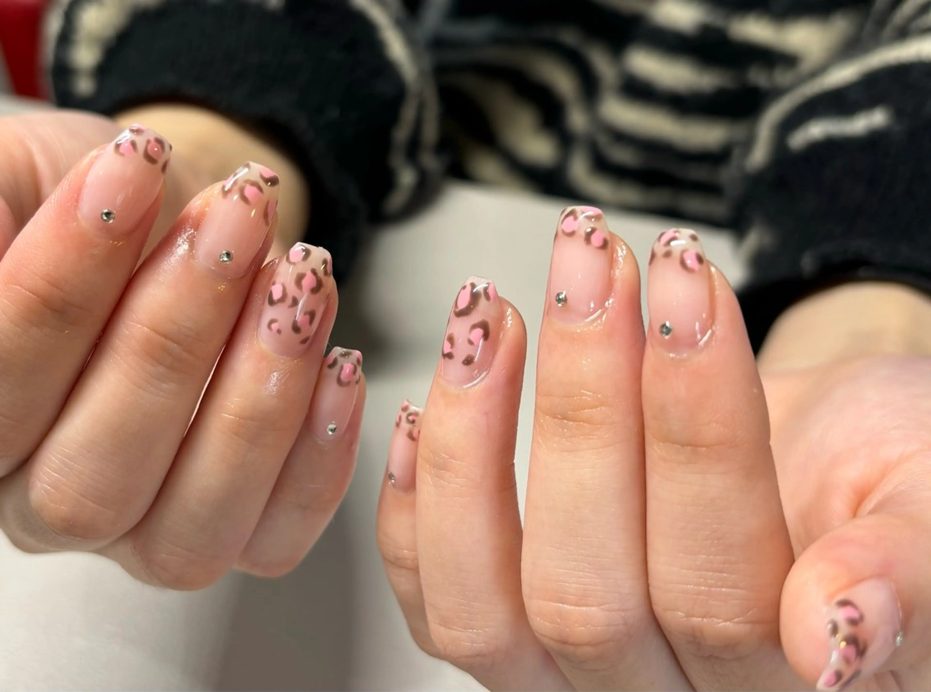 ネイル 🫧ユキ🫧 持込OK/平日夜&土のネイルデザイン