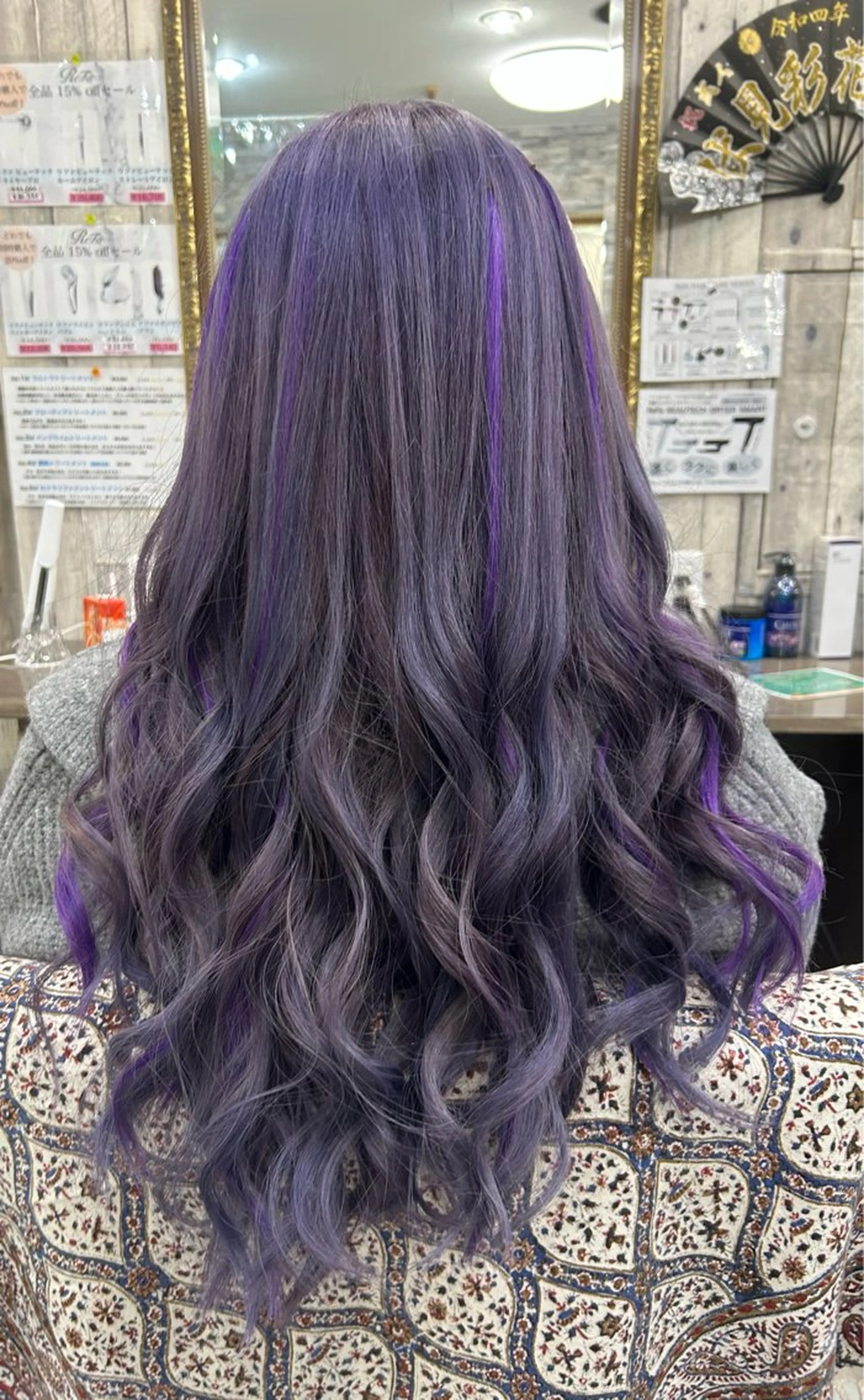 ロング ヘアカラー トリートメント ハイトーン Arphyのヘアスタイル