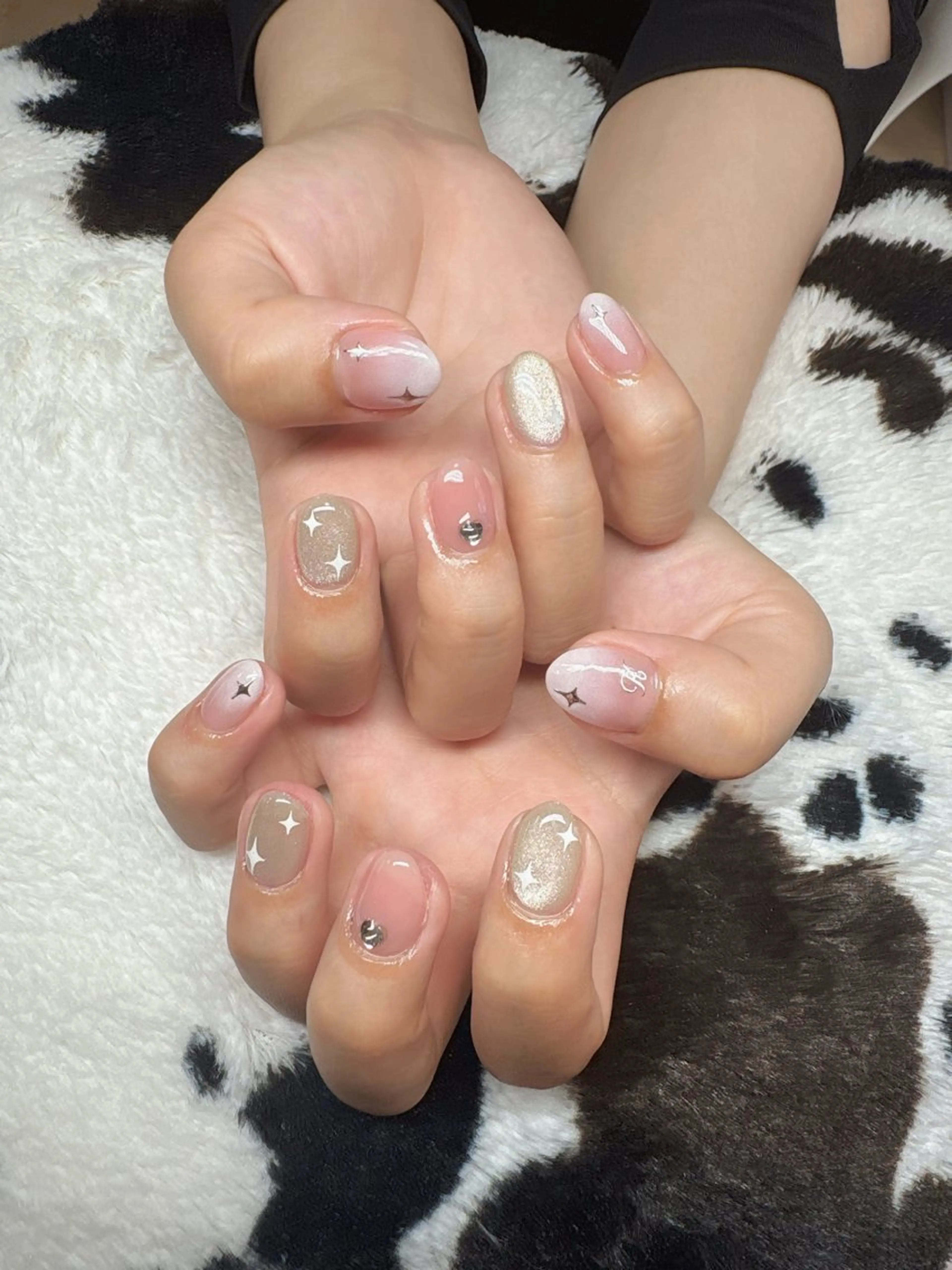 ネイル 💅ネイルハウス🏡 🎀TOMO🎀のネイルデザイン