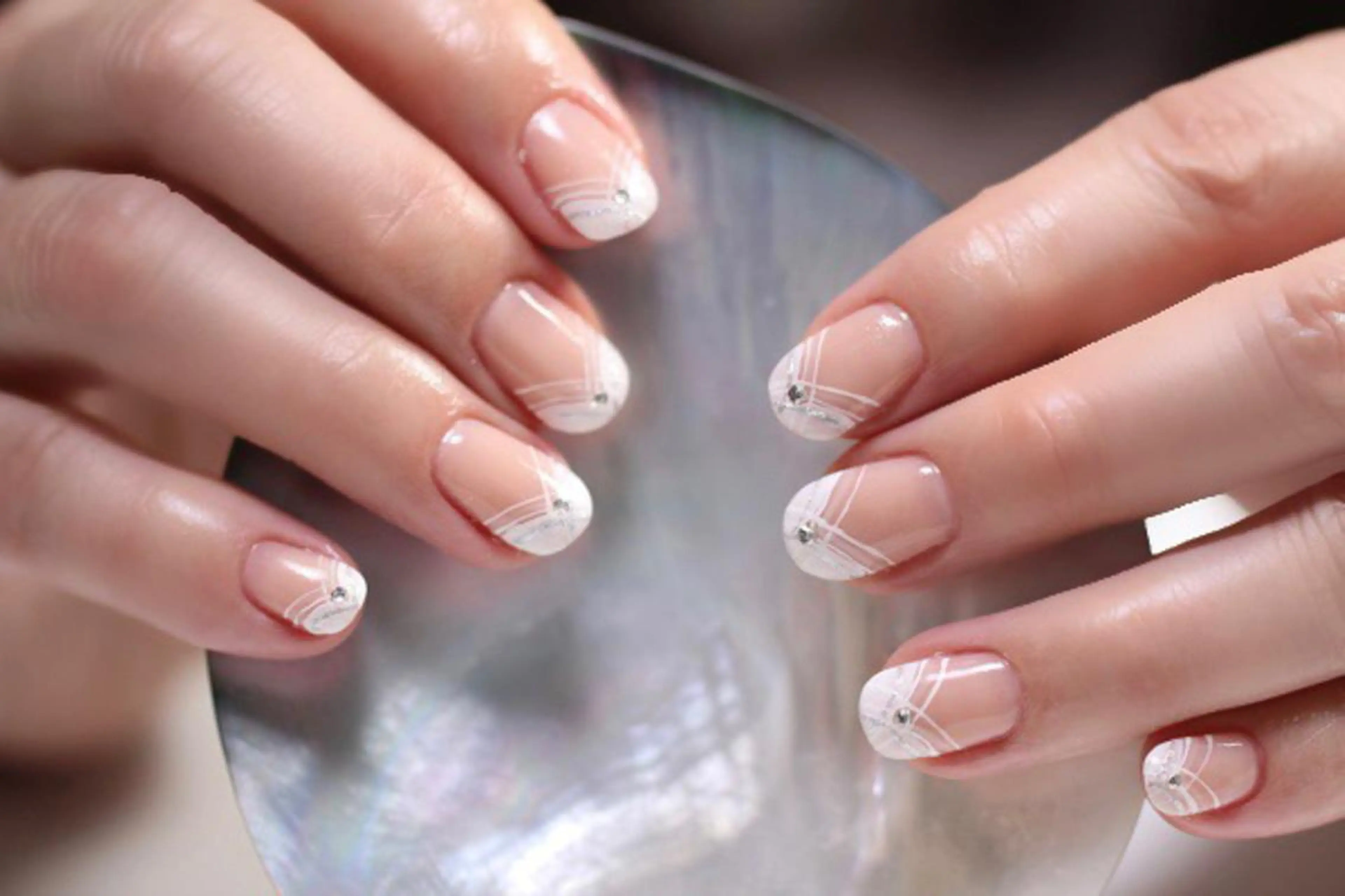 ネイル ジェルネイル ブライダルネイル しみ えんのネイルデザイン