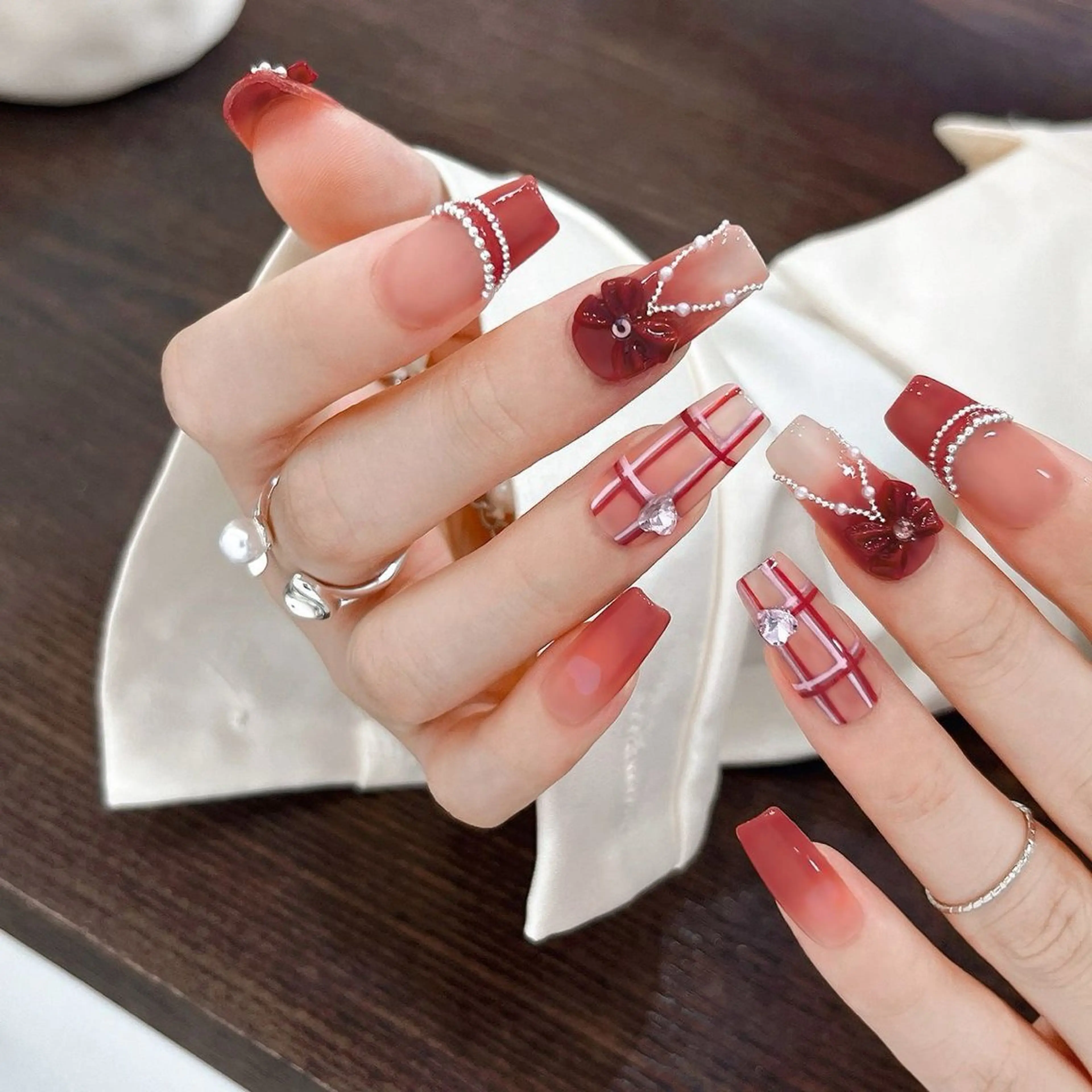 ネイル ハンドネイル ユーシーネイルサロン 池田公園店のネイルデザイン