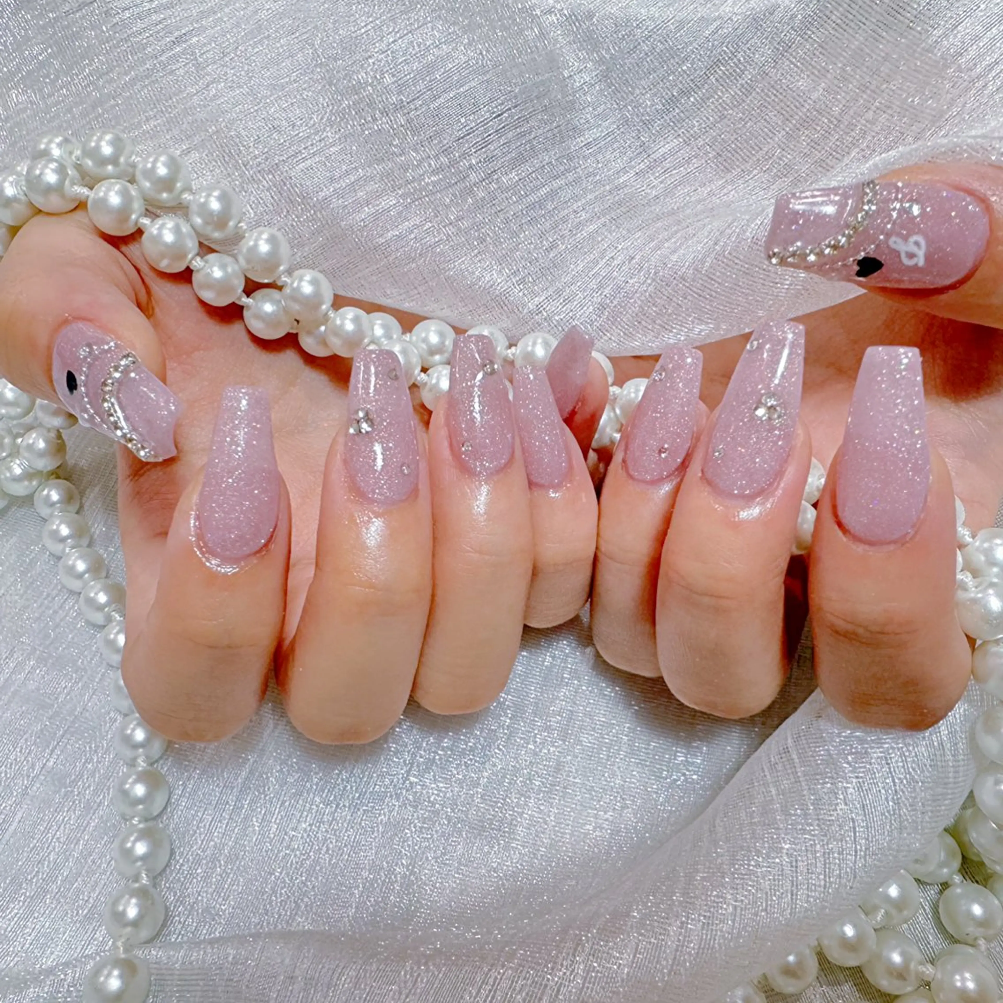 ネイル WISTERIA kozueのネイルデザイン