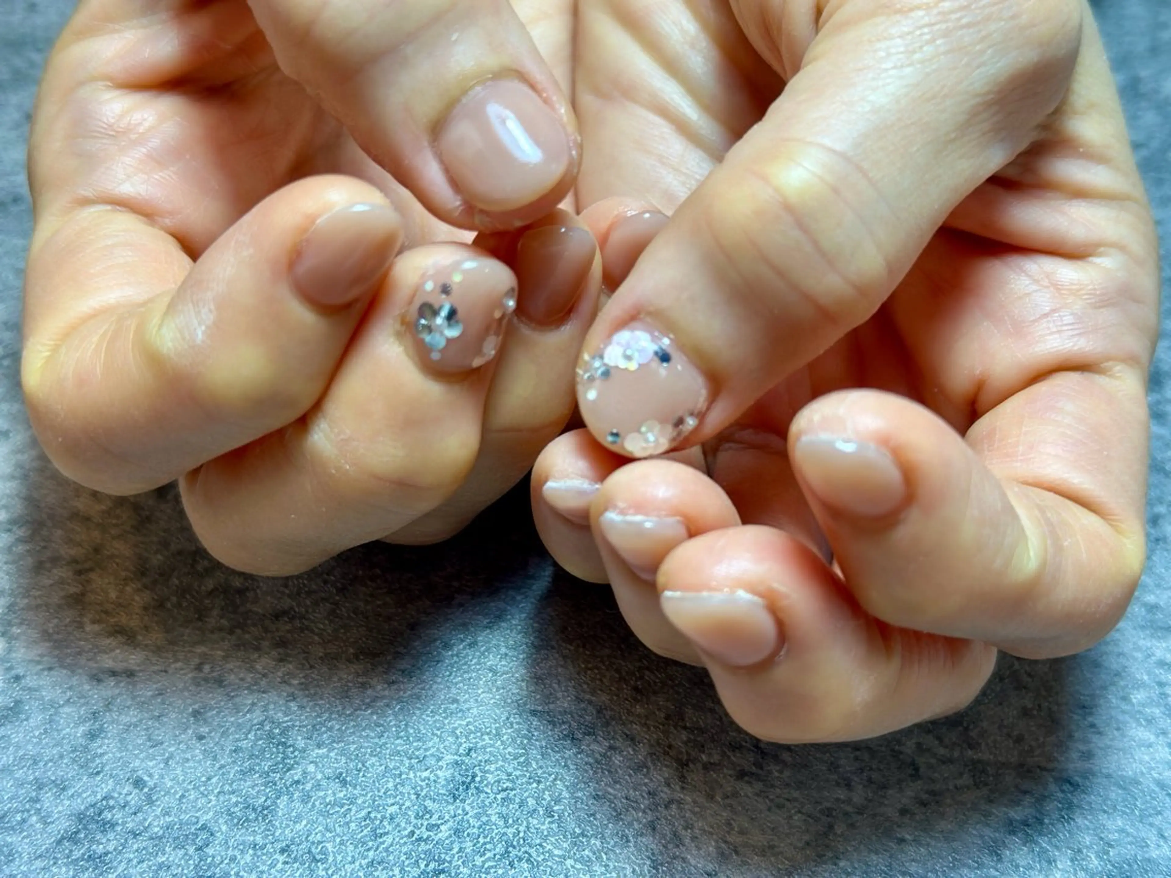 ネイル フラワーネイル ホログラムネイル ハンドネイル GéRanium Harukaのネイルデザイン