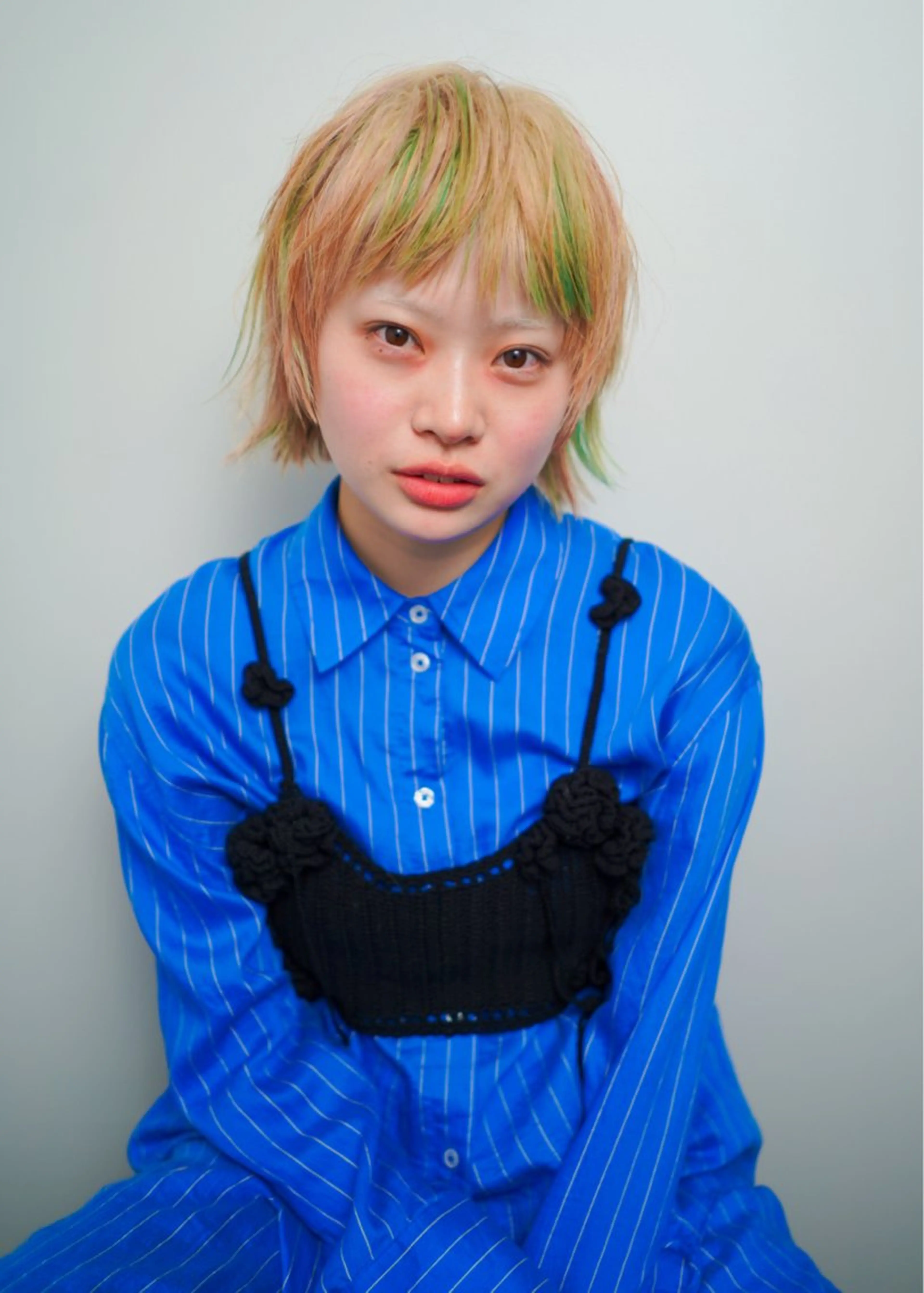 ショート カラー マレットヘア カット ヘアカラー BURROW うえみ 寿々のヘアスタイル