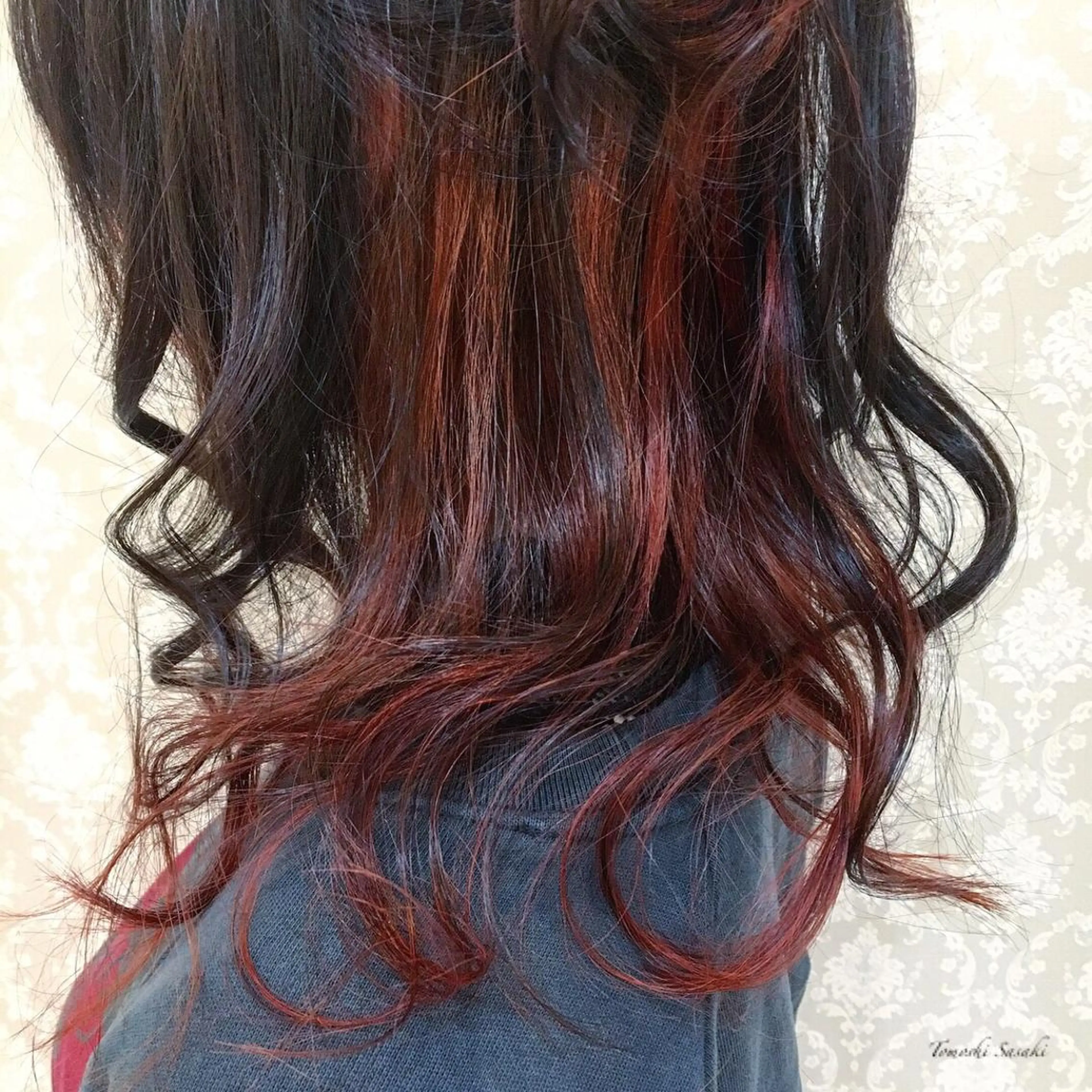 カラー インナーカラー ピンクカラー ササキ トモシのヘアスタイル