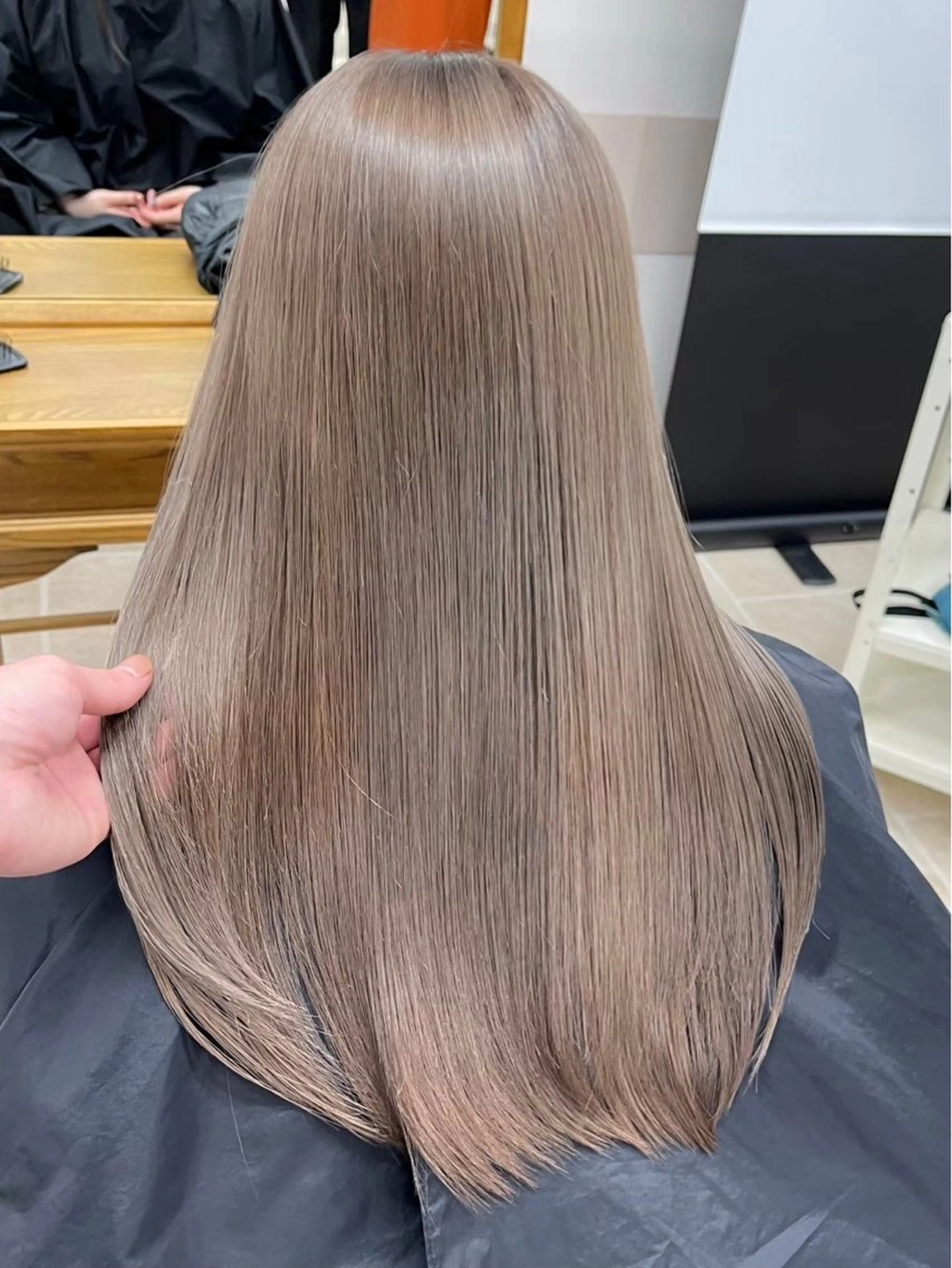 ロング カラー ハイトーンカラー レイヤー/ juriのヘアスタイル