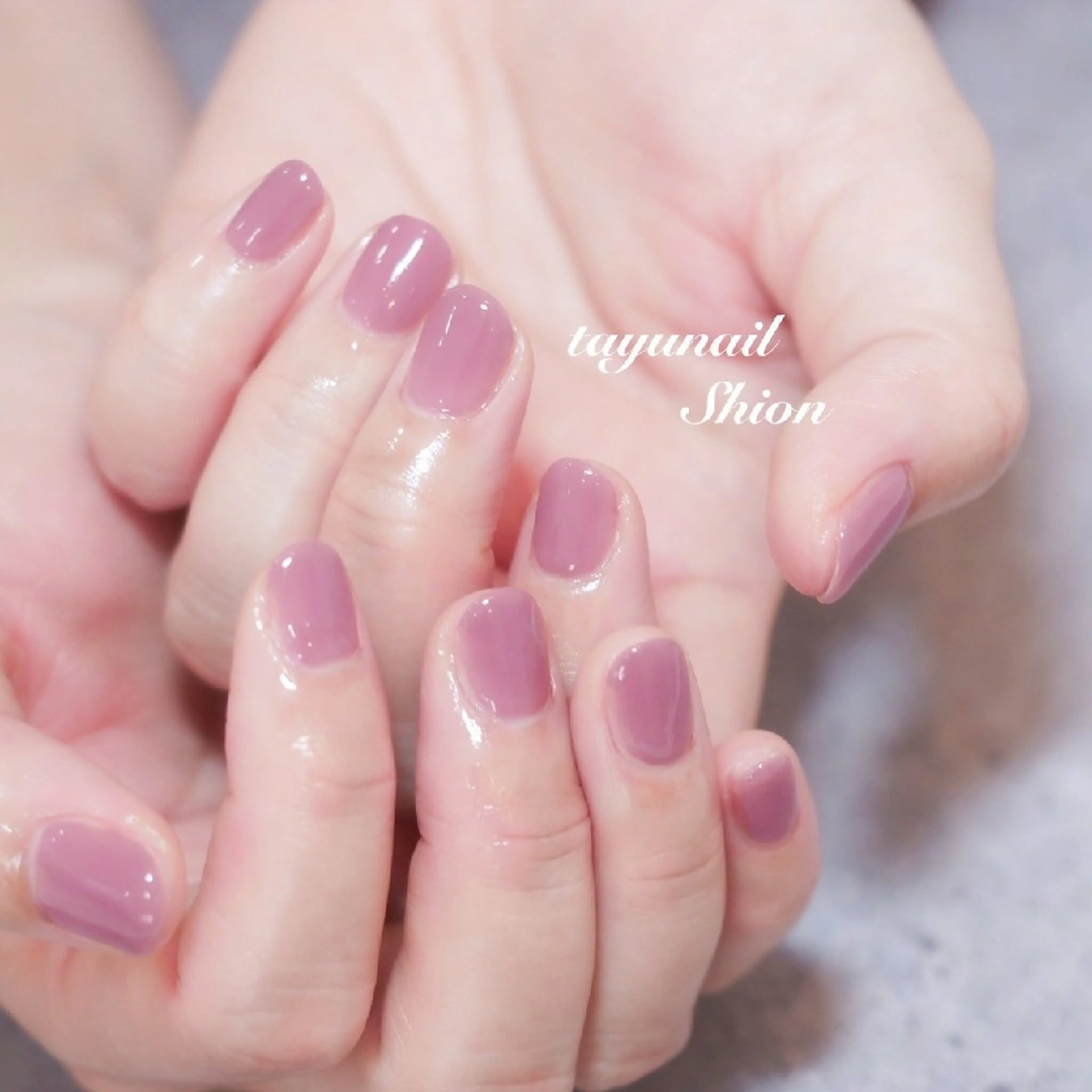 ネイル ジェルネイル 氷ネイル・うるうるネイル ワンカラーネイル パラジェル ショートネイル ネイルサロン 【たゆnail】のネイルデザイン