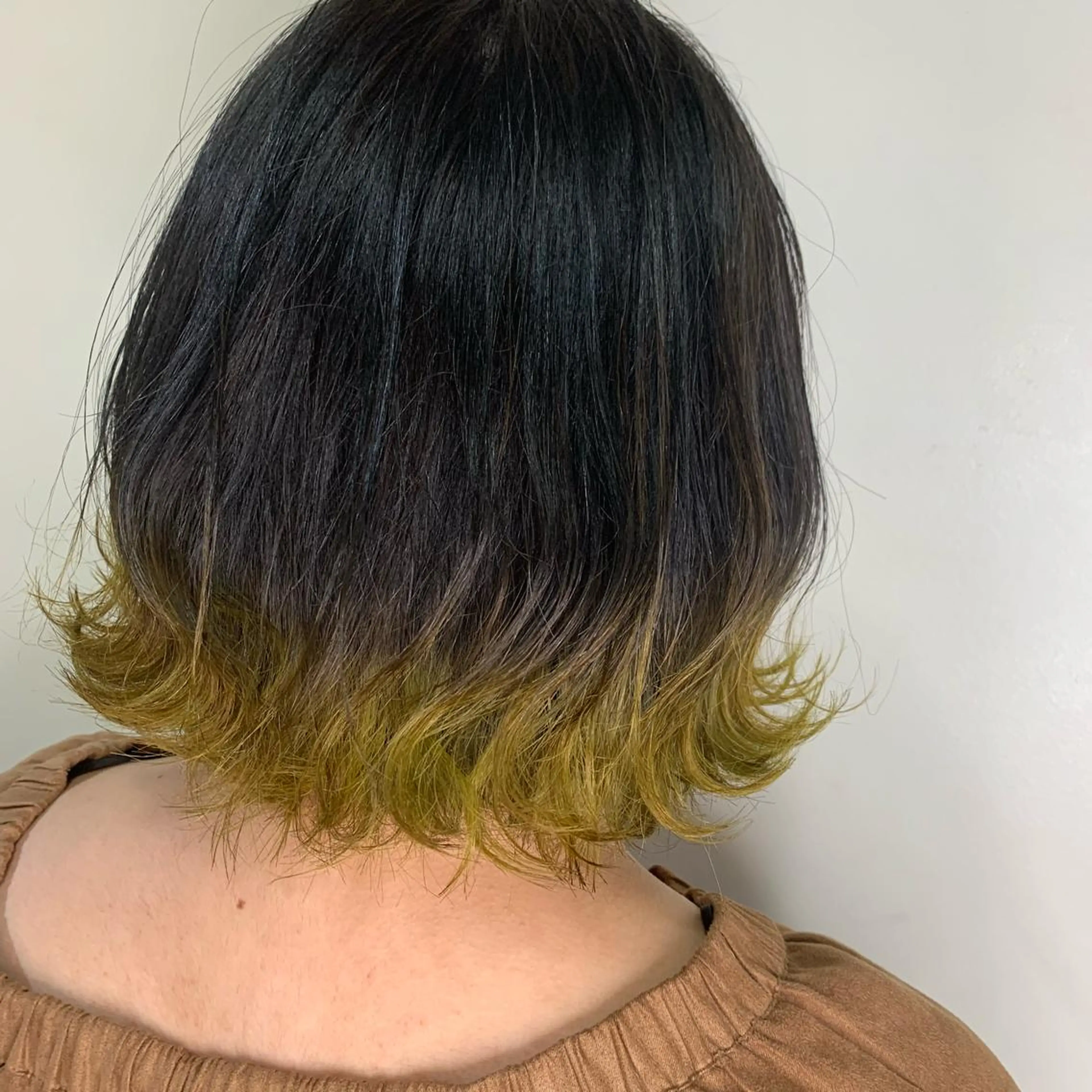 ショート カラー AOI✩⡱ 。のネイルデザイン