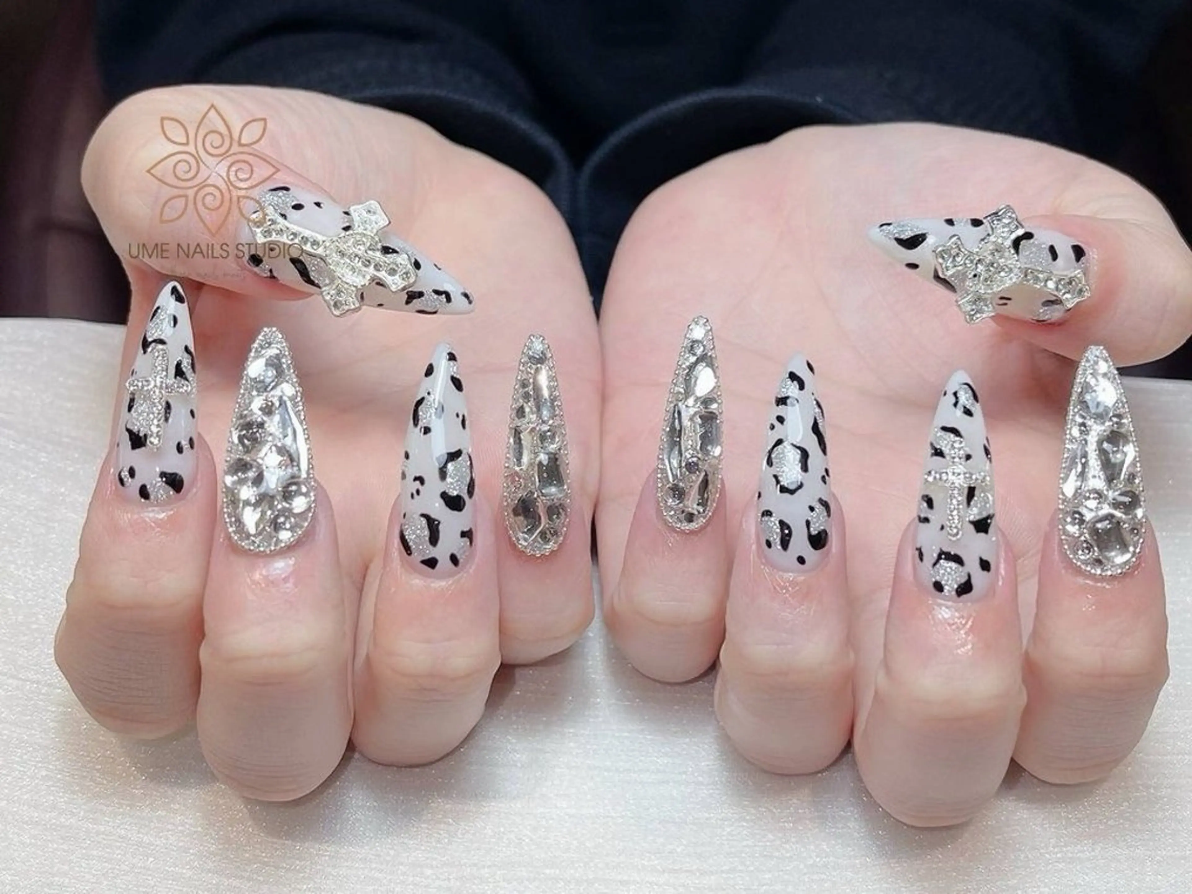 ネイル 持ち込み ハンドネイル Ume Nail Studioのネイルデザイン