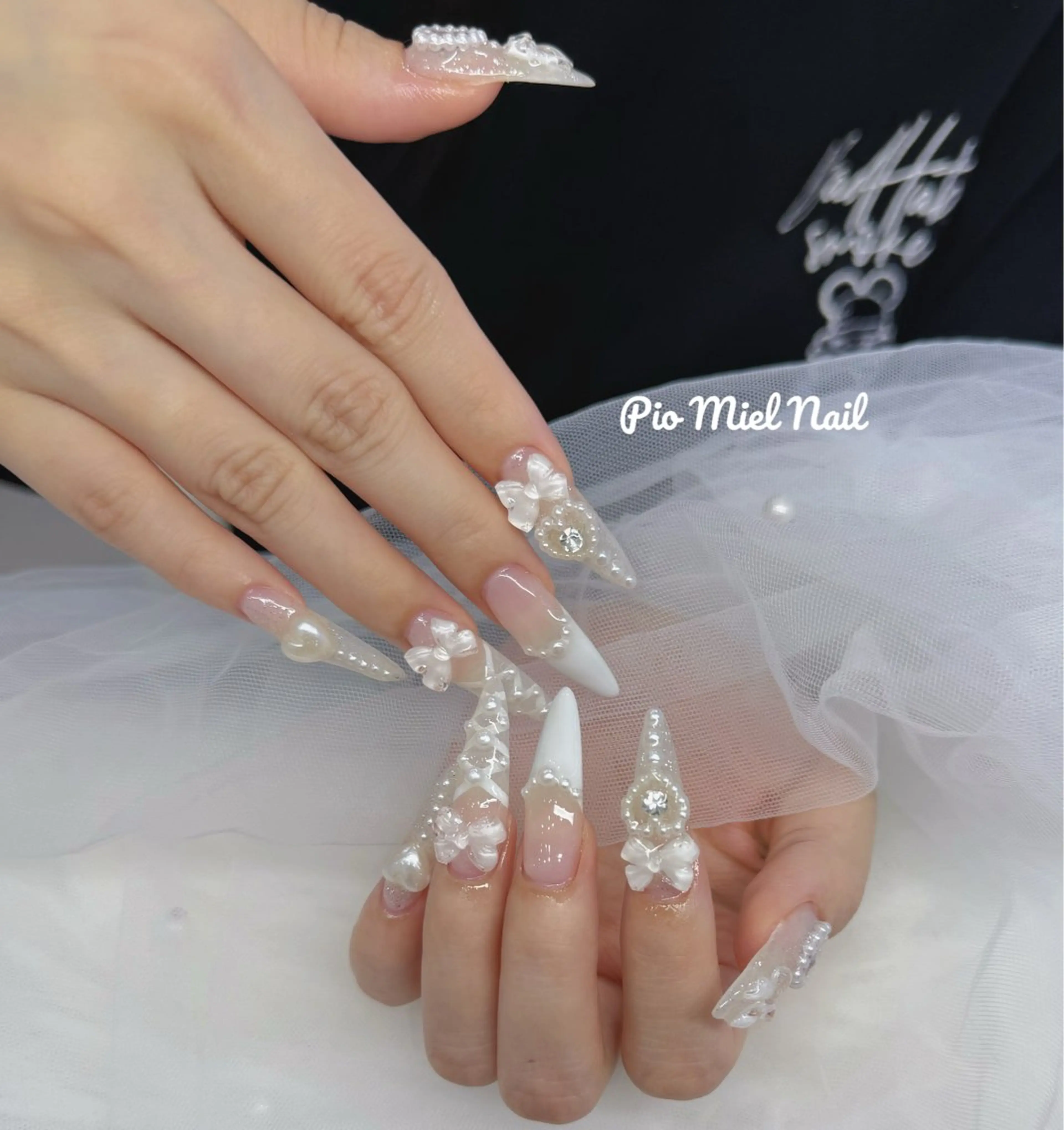 ミディアム ハンドネイル Pio Mielのネイルデザイン