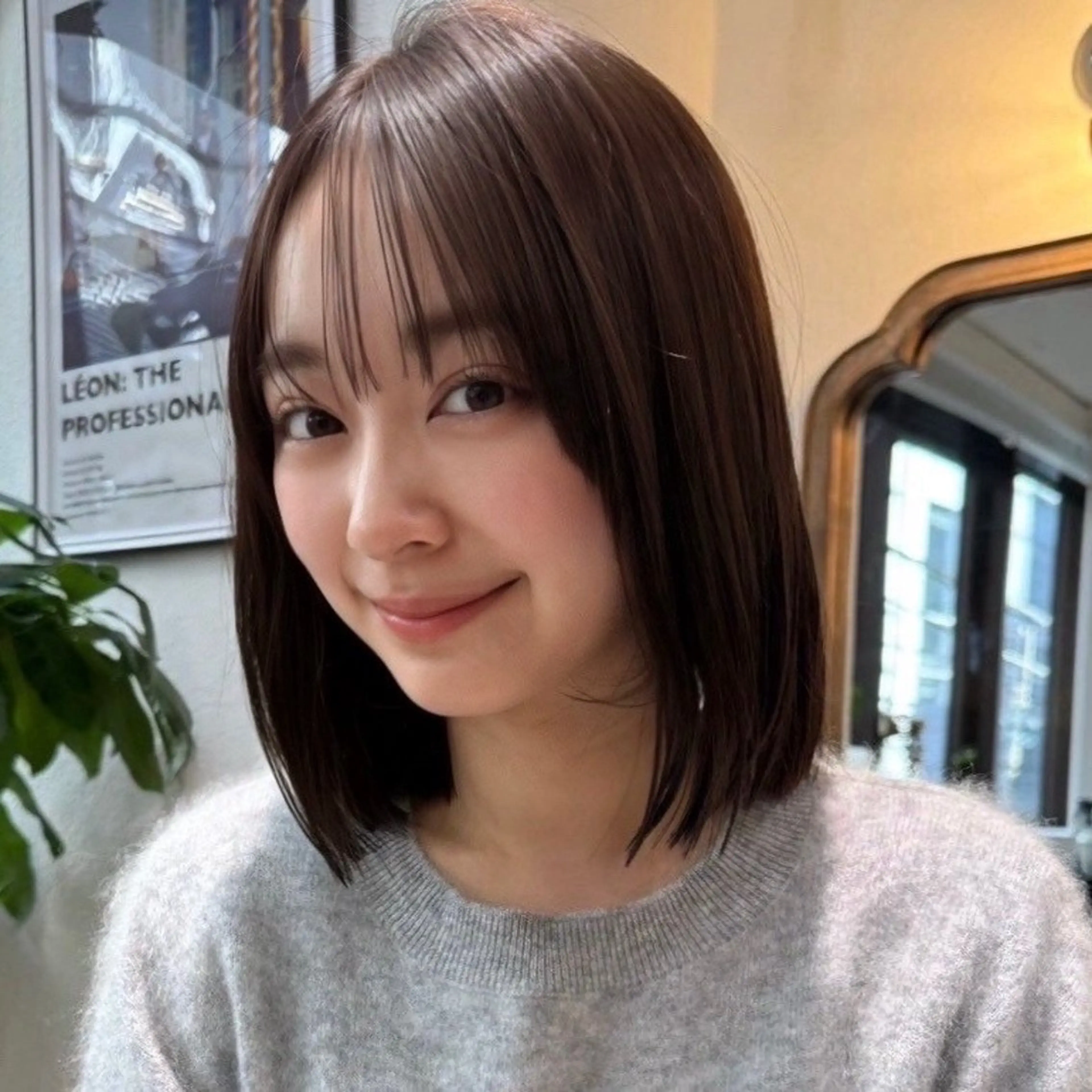 ミディアム 小林 美月  透明感カラーのヘアスタイル